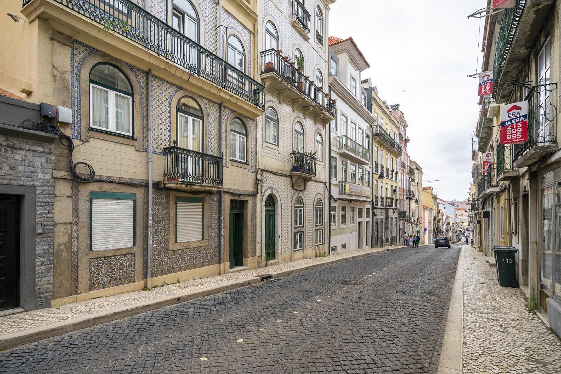 WHome Central 1-Bed w/ River Views great for D Nomads & R Workers view 4
