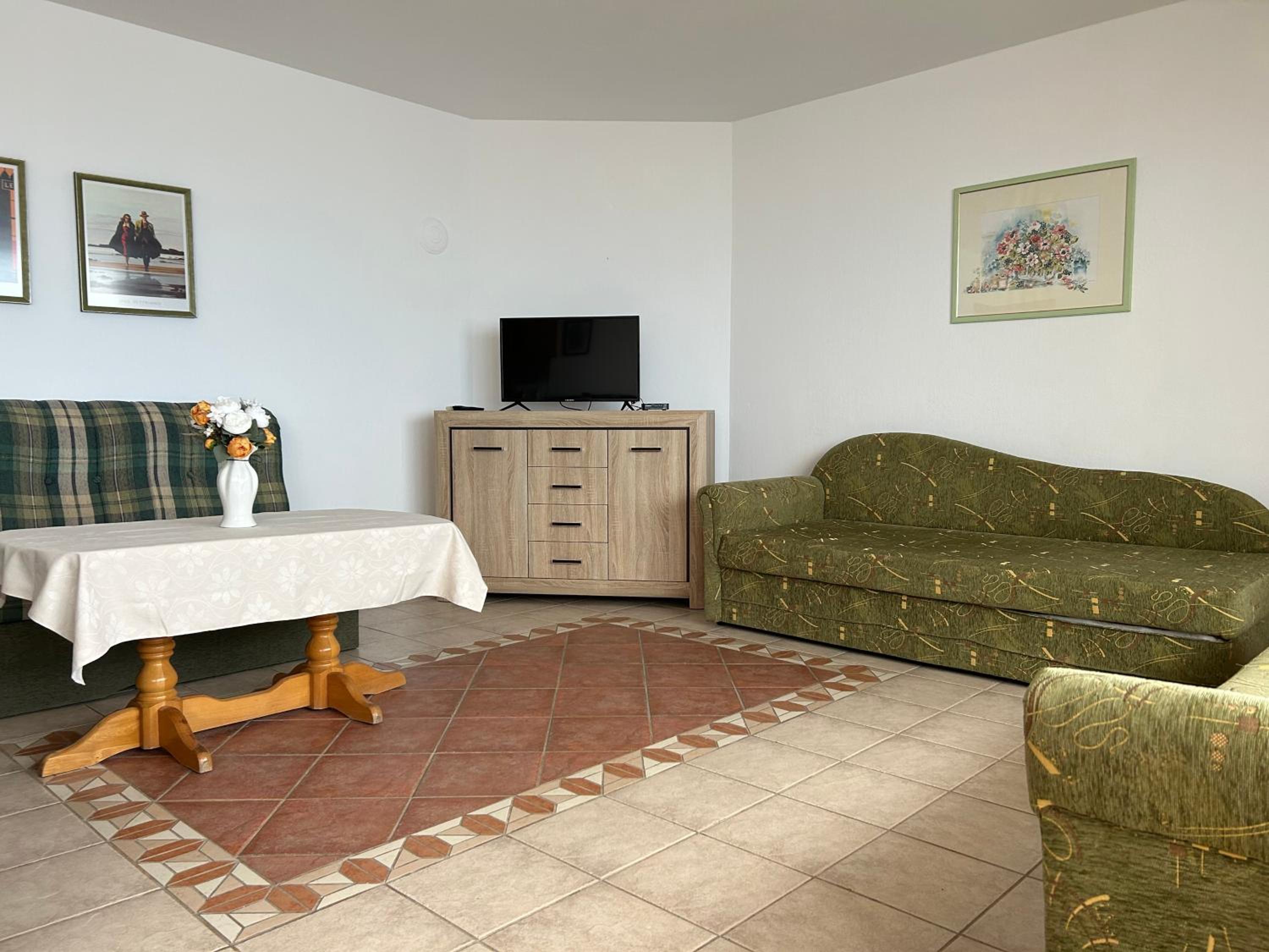 Panorama Chantall-izby,apartmány s výhľadom na more