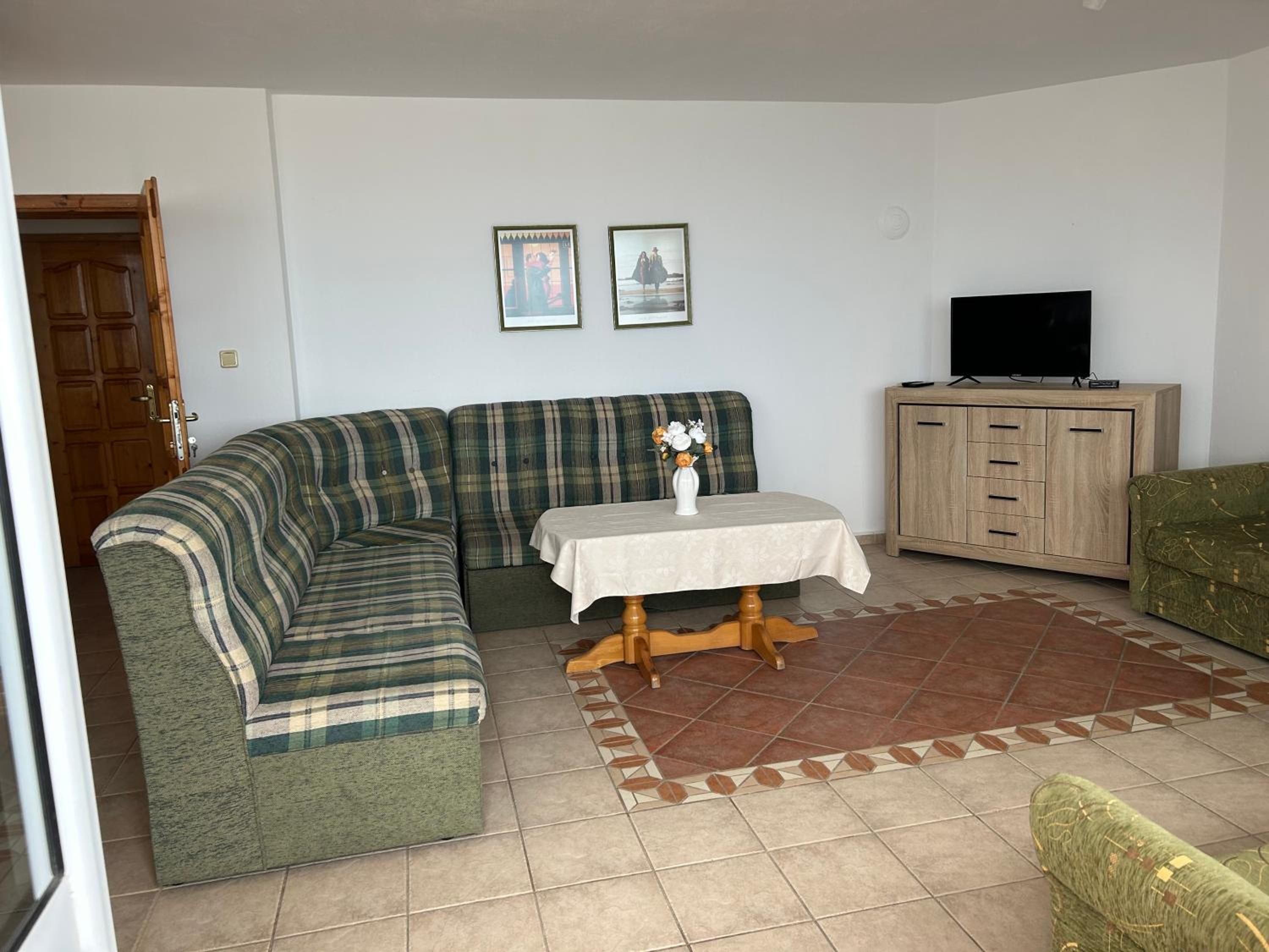 Panorama Chantall-izby,apartmány s výhľadom na more