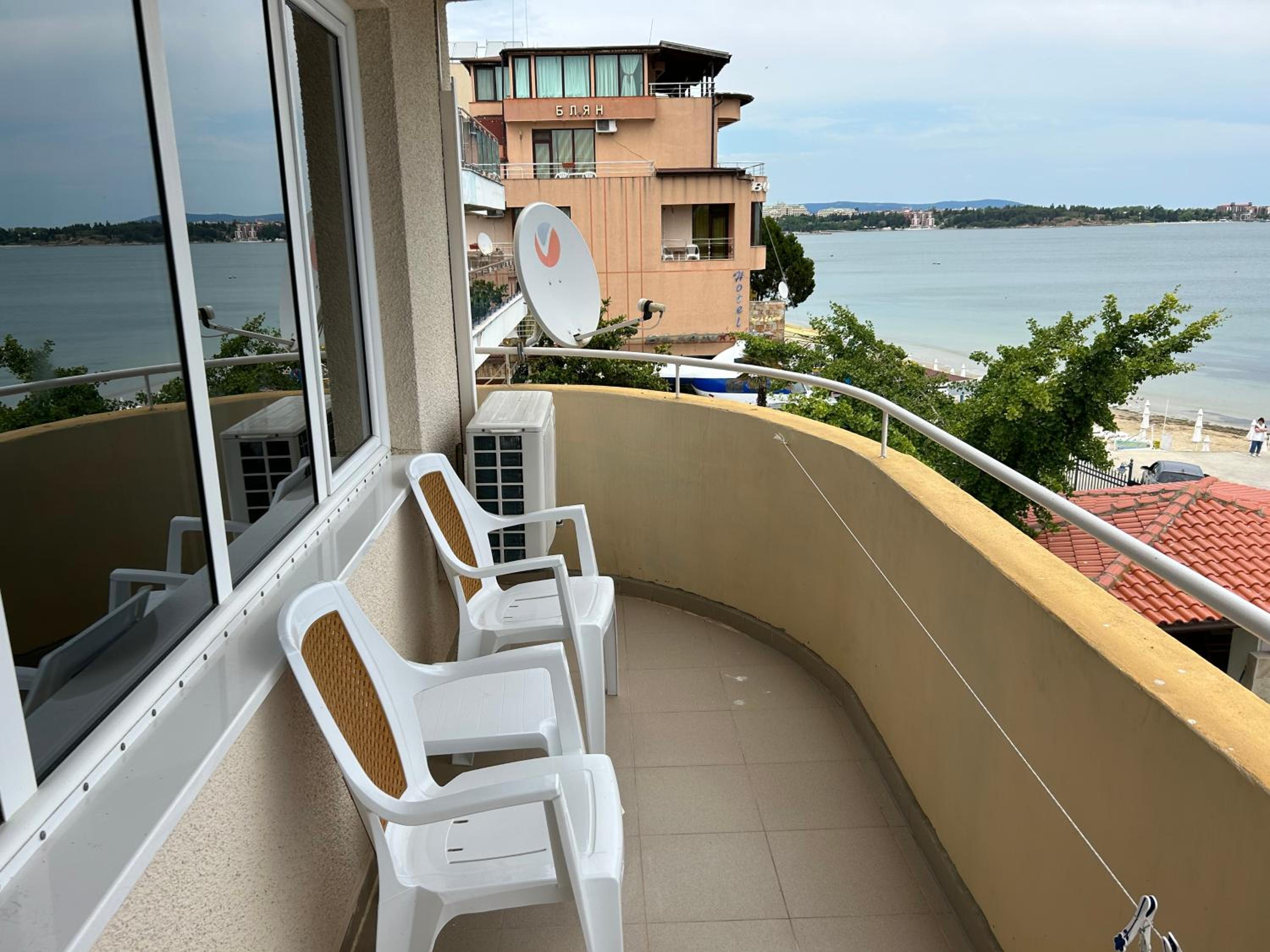 Panorama Chantall-izby,apartmány s výhľadom na more