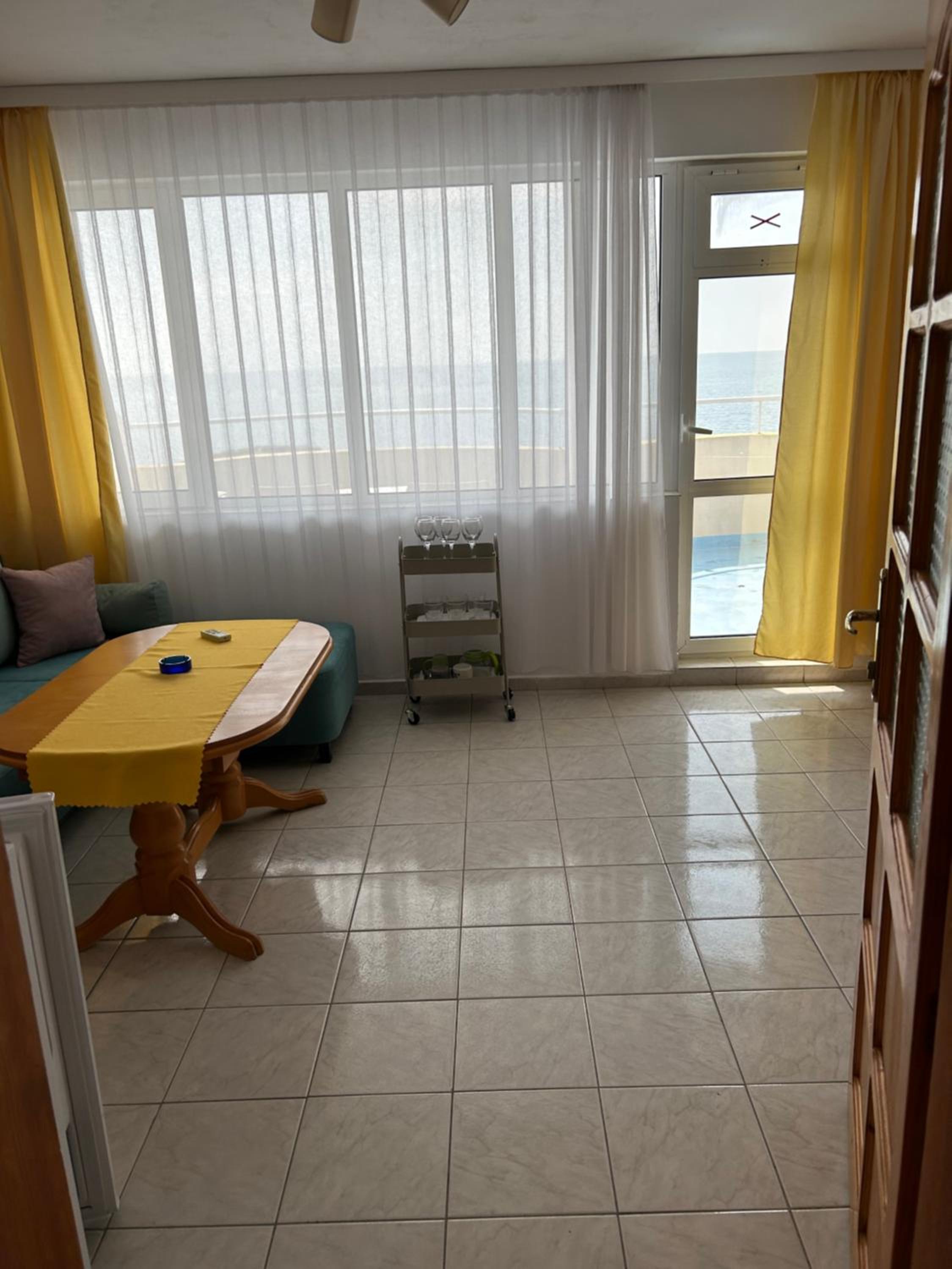 Panorama Chantall-izby,apartmány s výhľadom na more