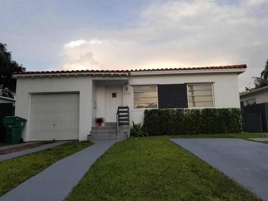 My lovely home in Miami 15 minutes from the Beach