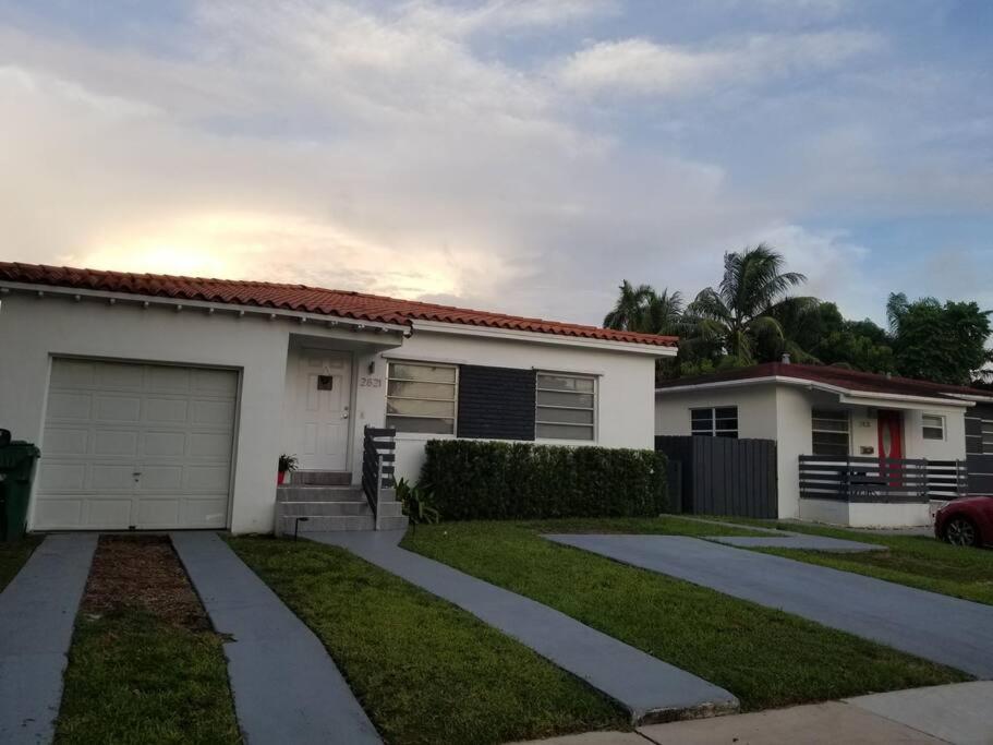 My lovely home in Miami 15 minutes from the Beach