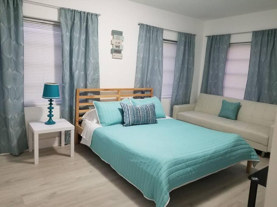 My lovely home in Miami 15 minutes from the Beach