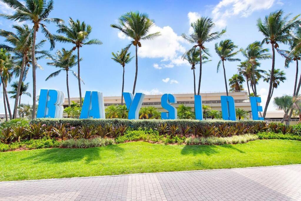 My lovely home in Miami 15 minutes from the Beach