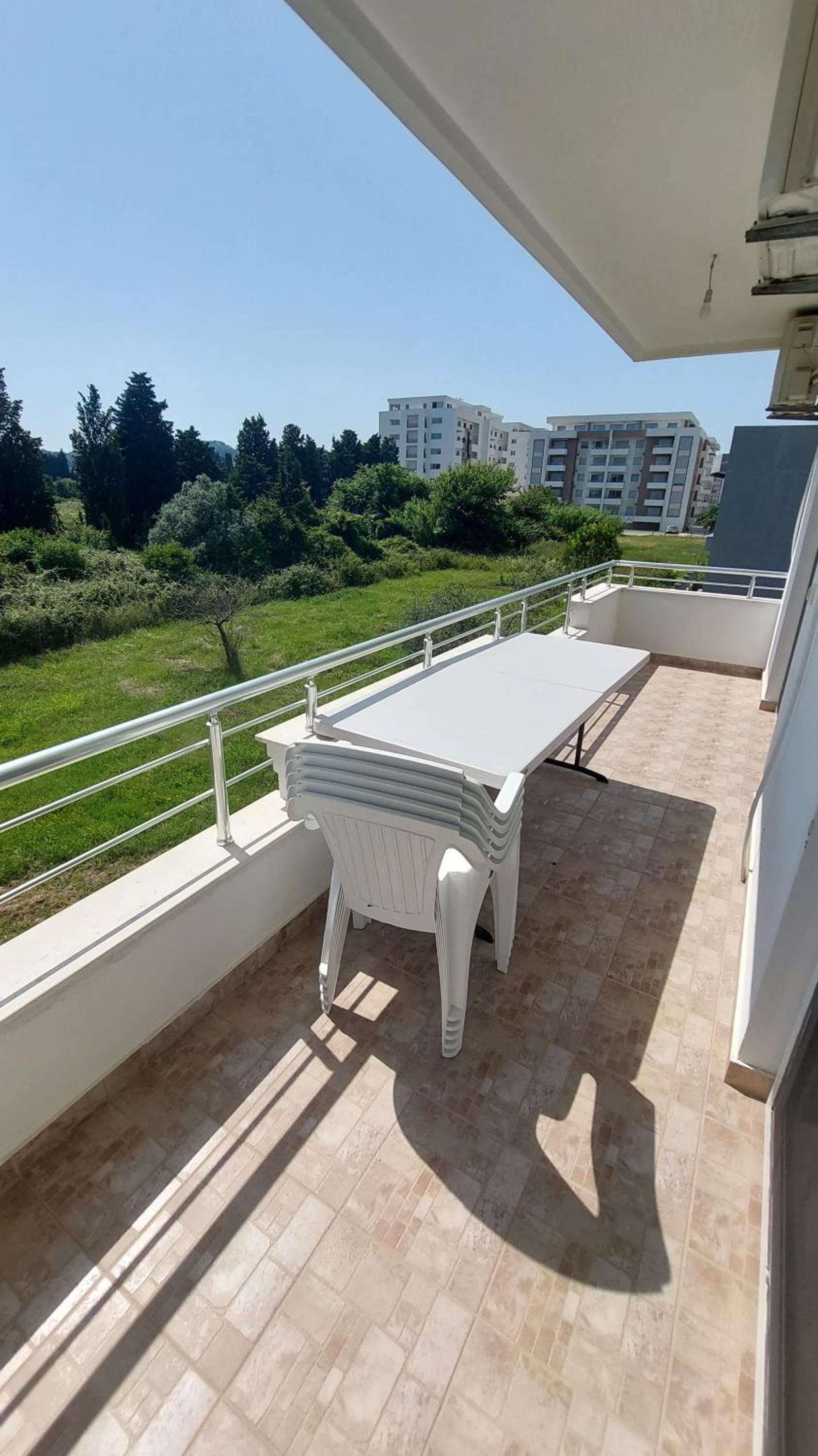 Rinia Apartments