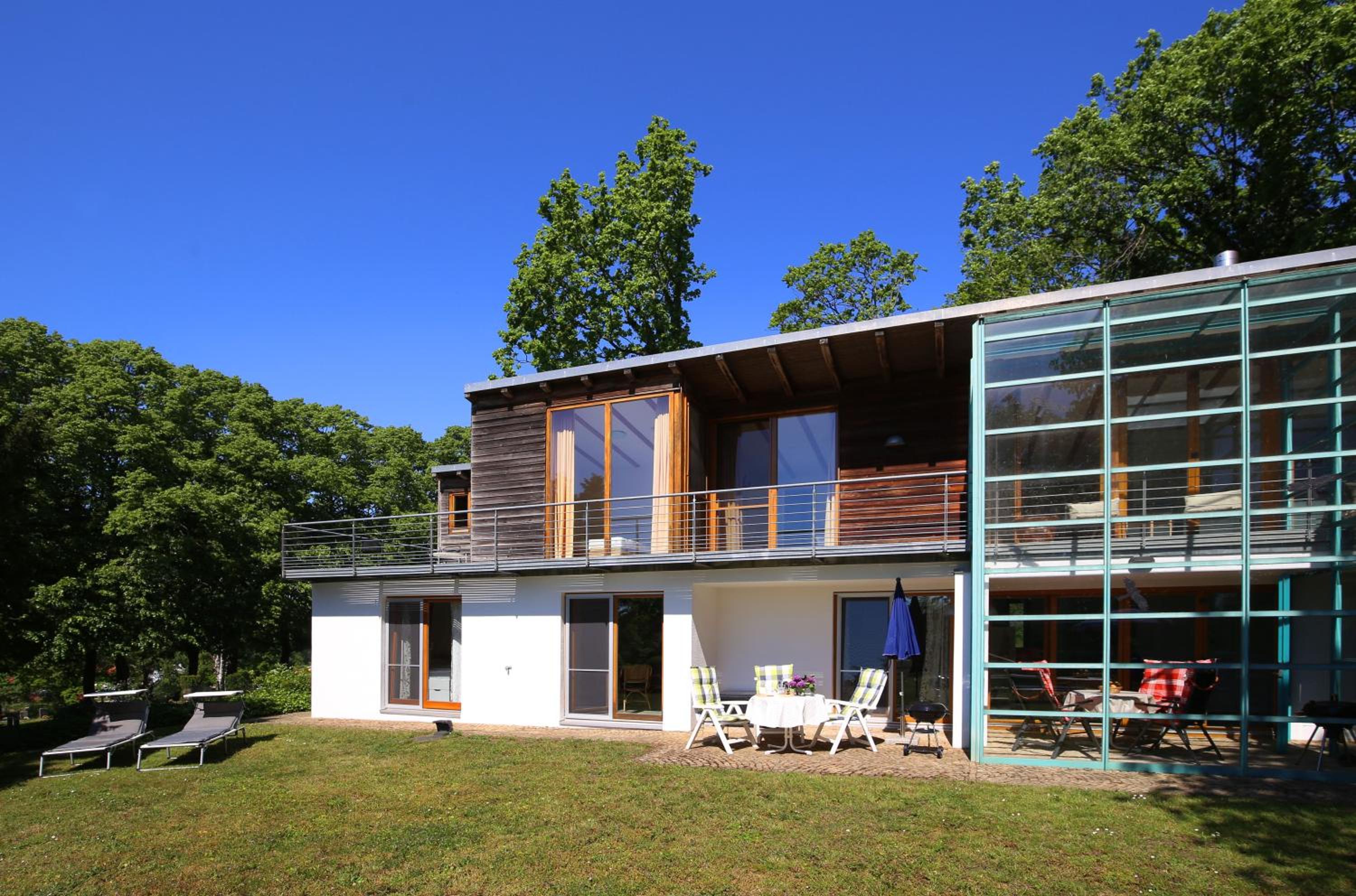 Villa Tannenweg view 3