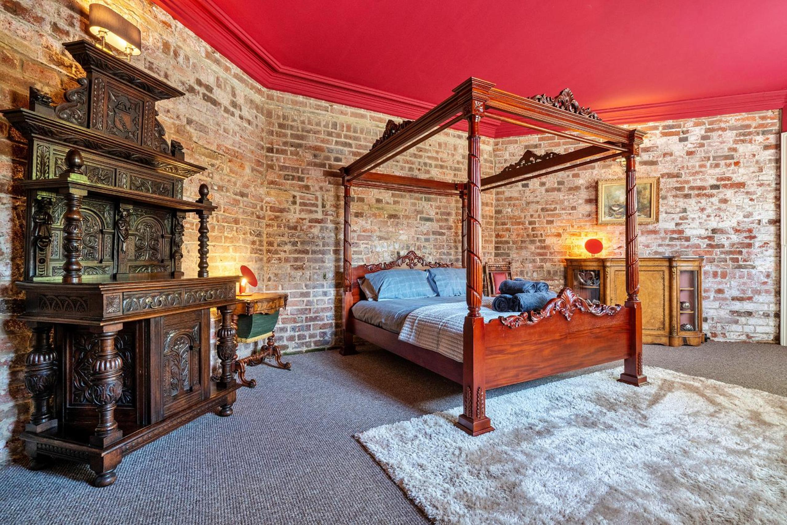 Finest Retreats - Hickleton Hall Estate