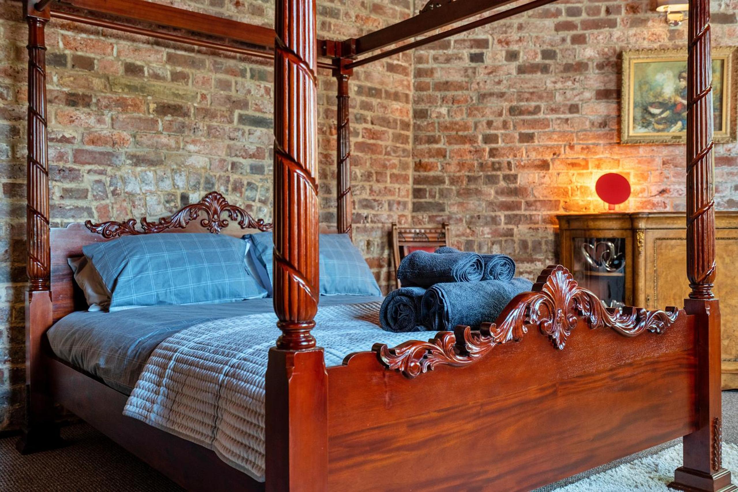 Finest Retreats - Hickleton Hall Estate