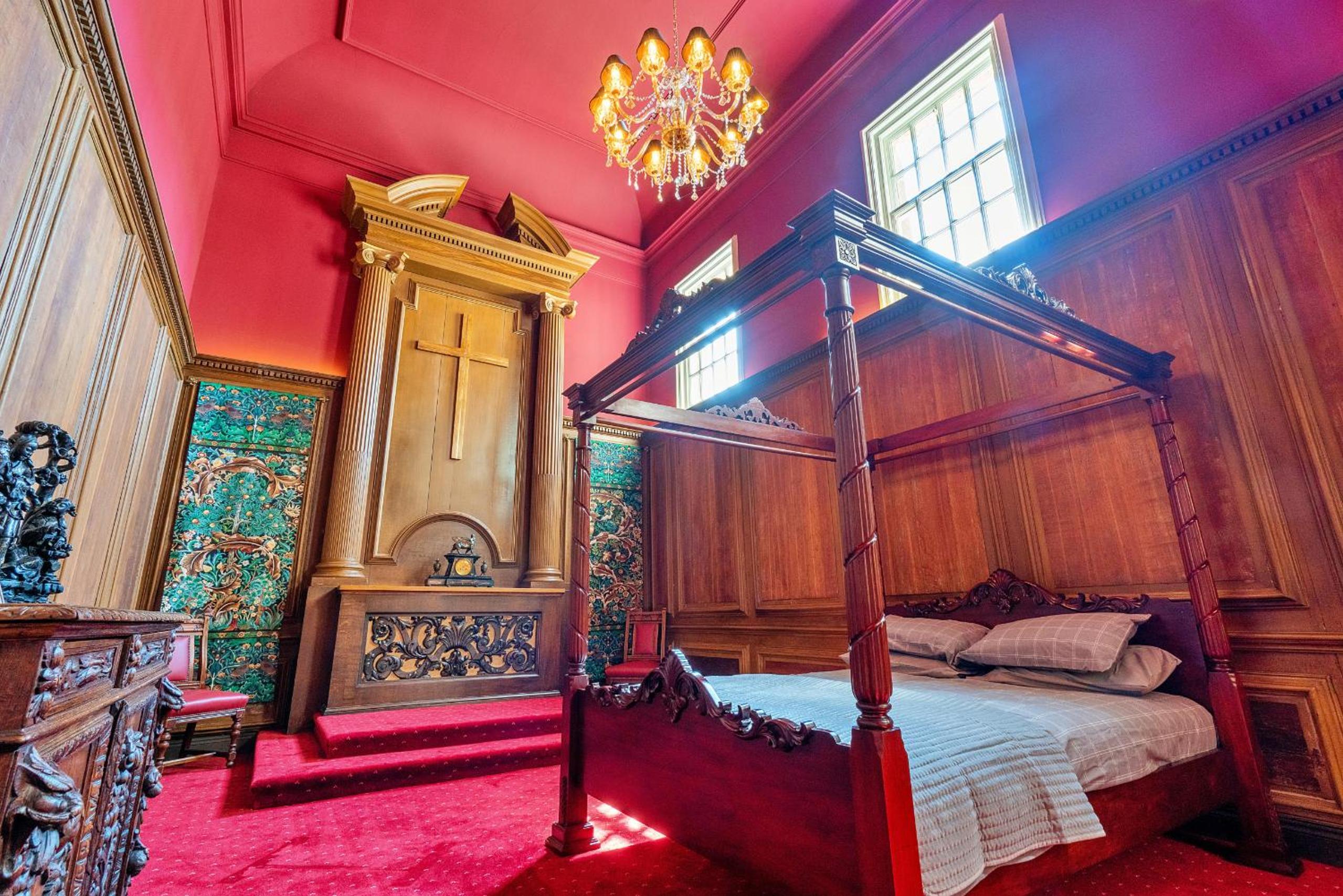 Finest Retreats - Hickleton Hall Estate