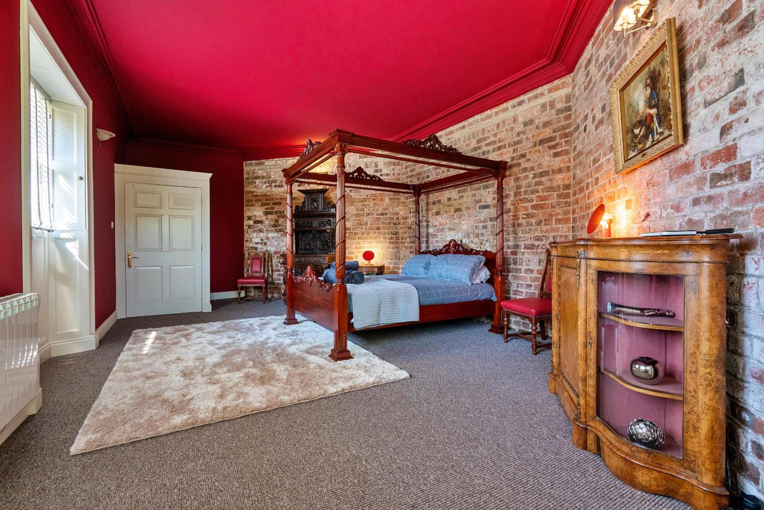 Finest Retreats - Hickleton Hall Estate
