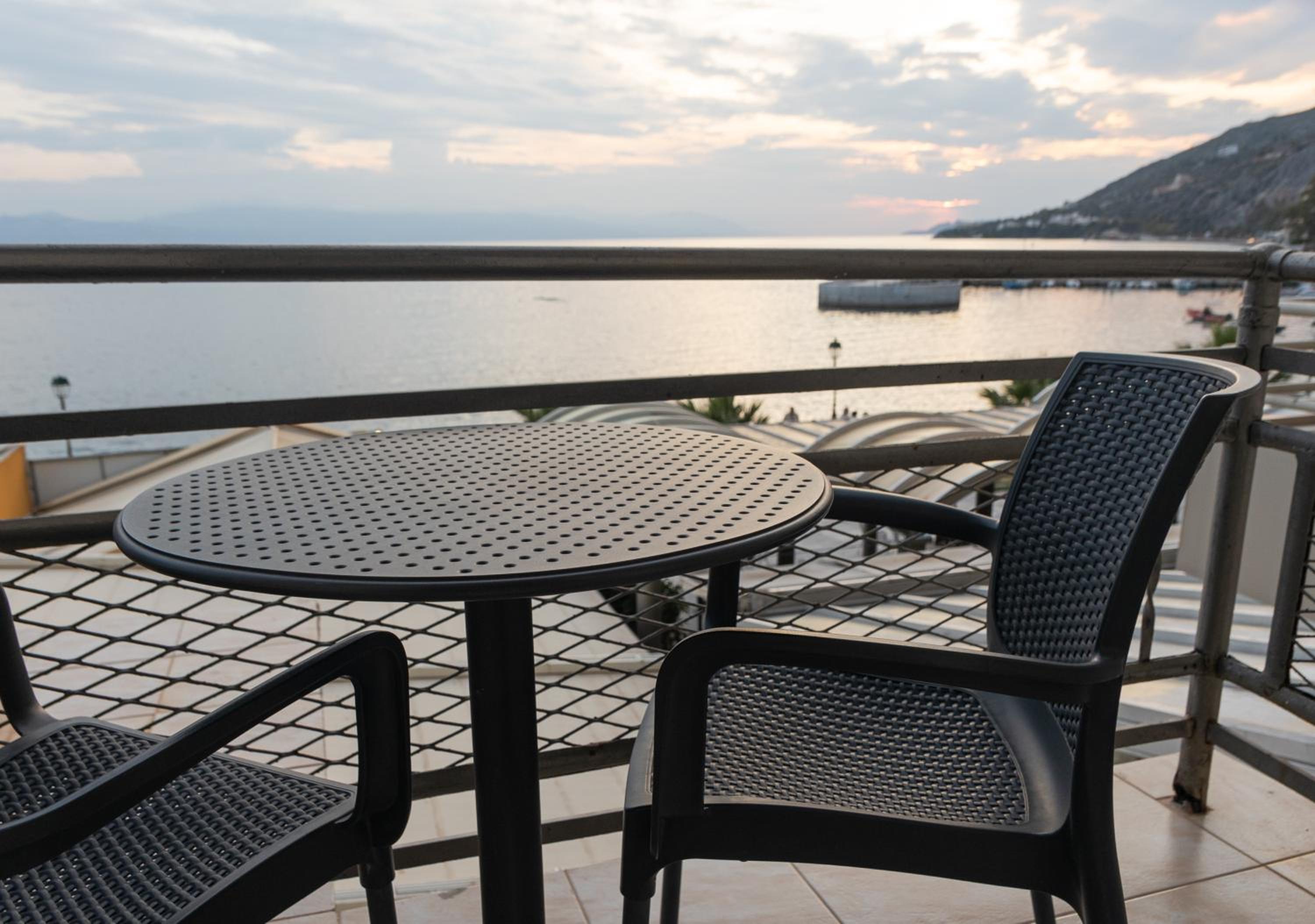 Loutraki Vacations - Plaza Hotel - Property Image 4