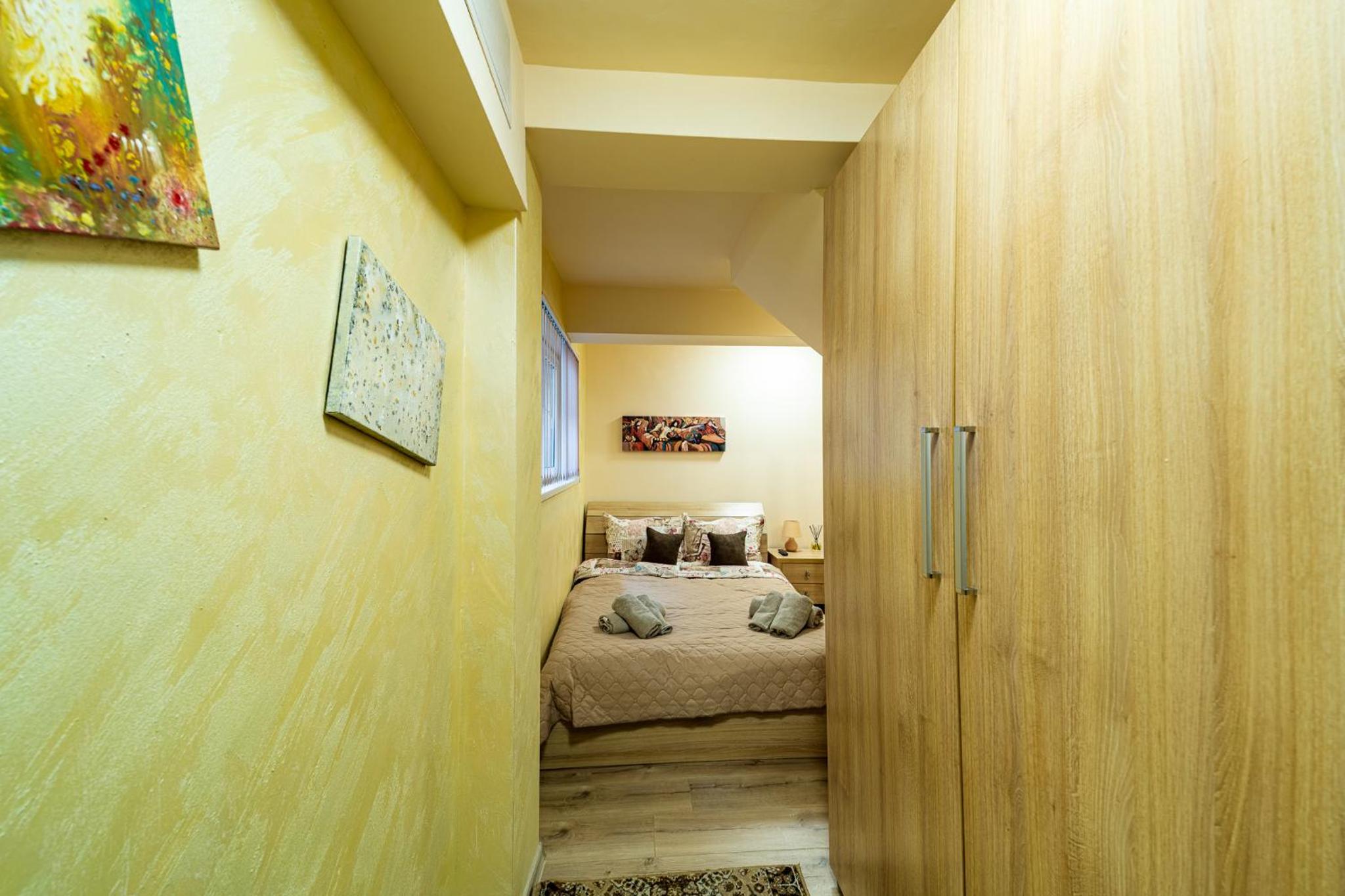 Abstract Apartment