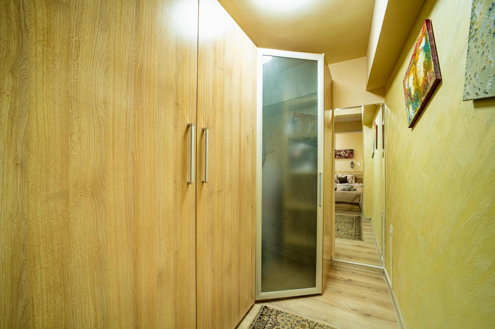 Abstract Apartment