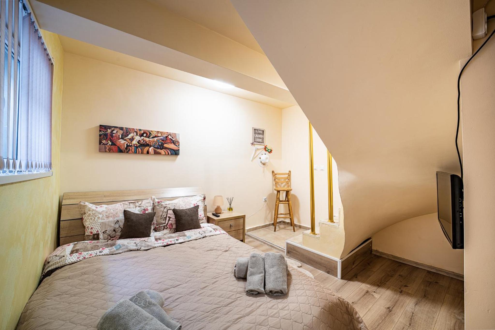 Abstract Apartment