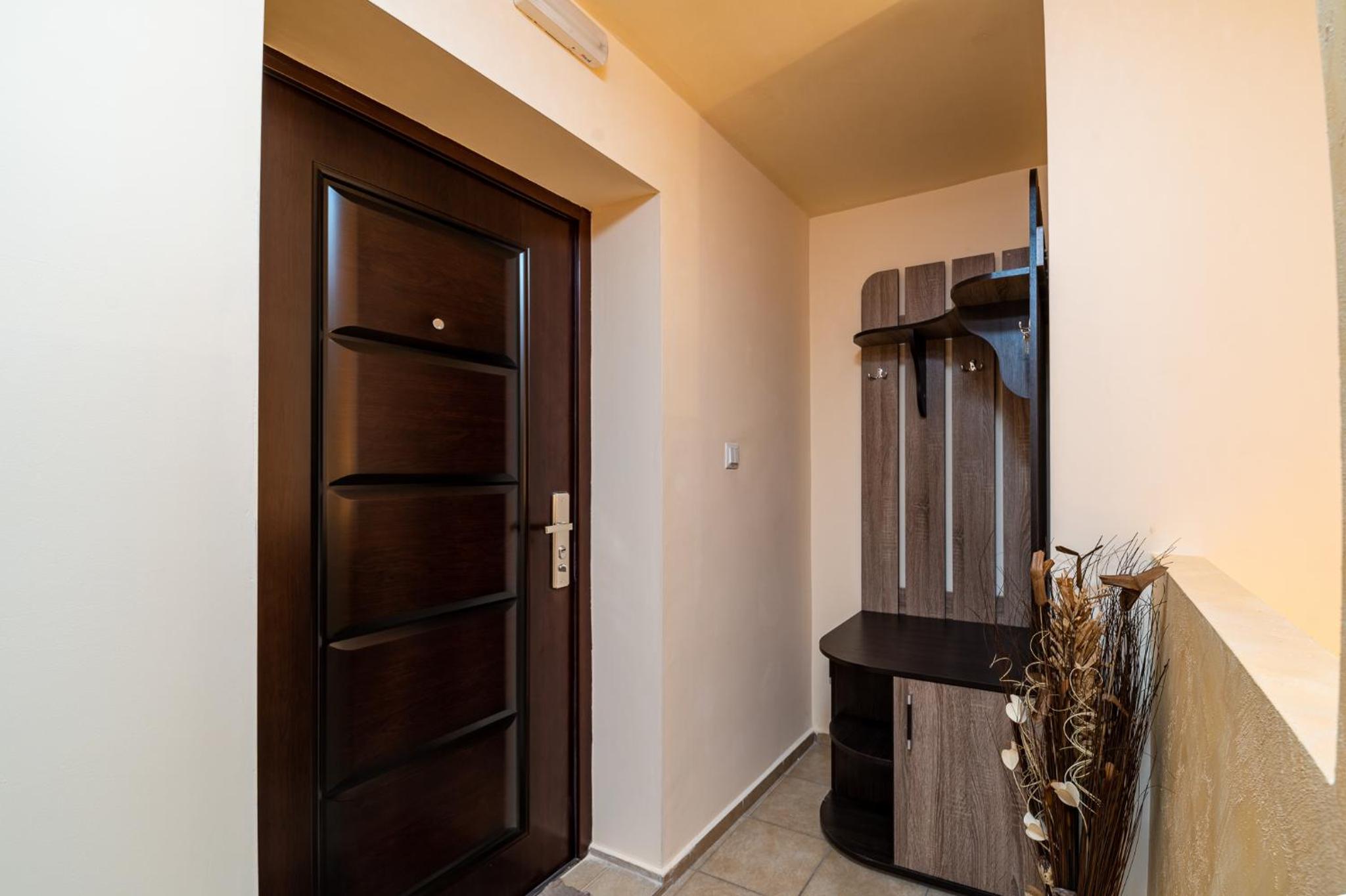 Abstract Apartment