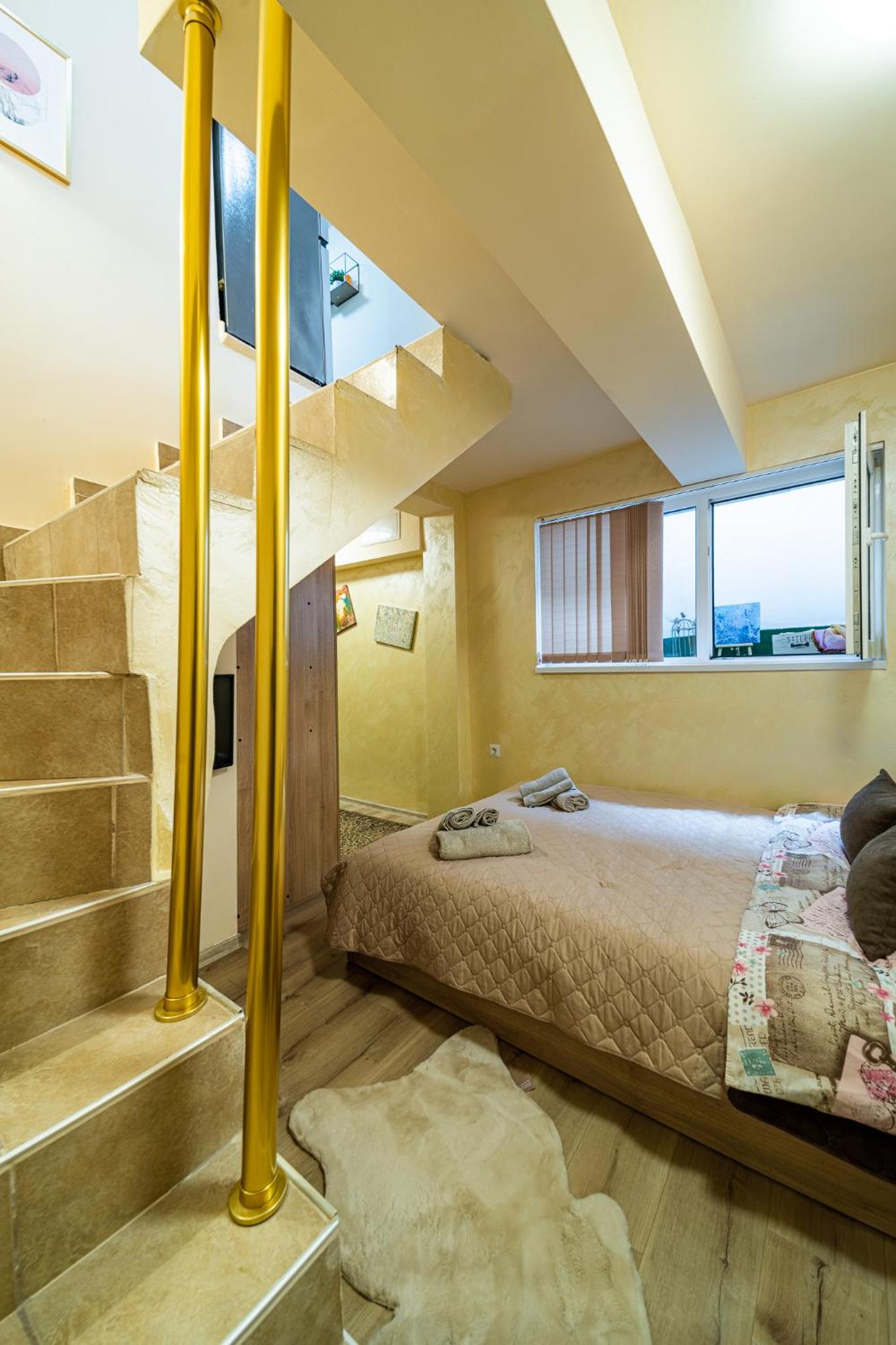 Abstract Apartment