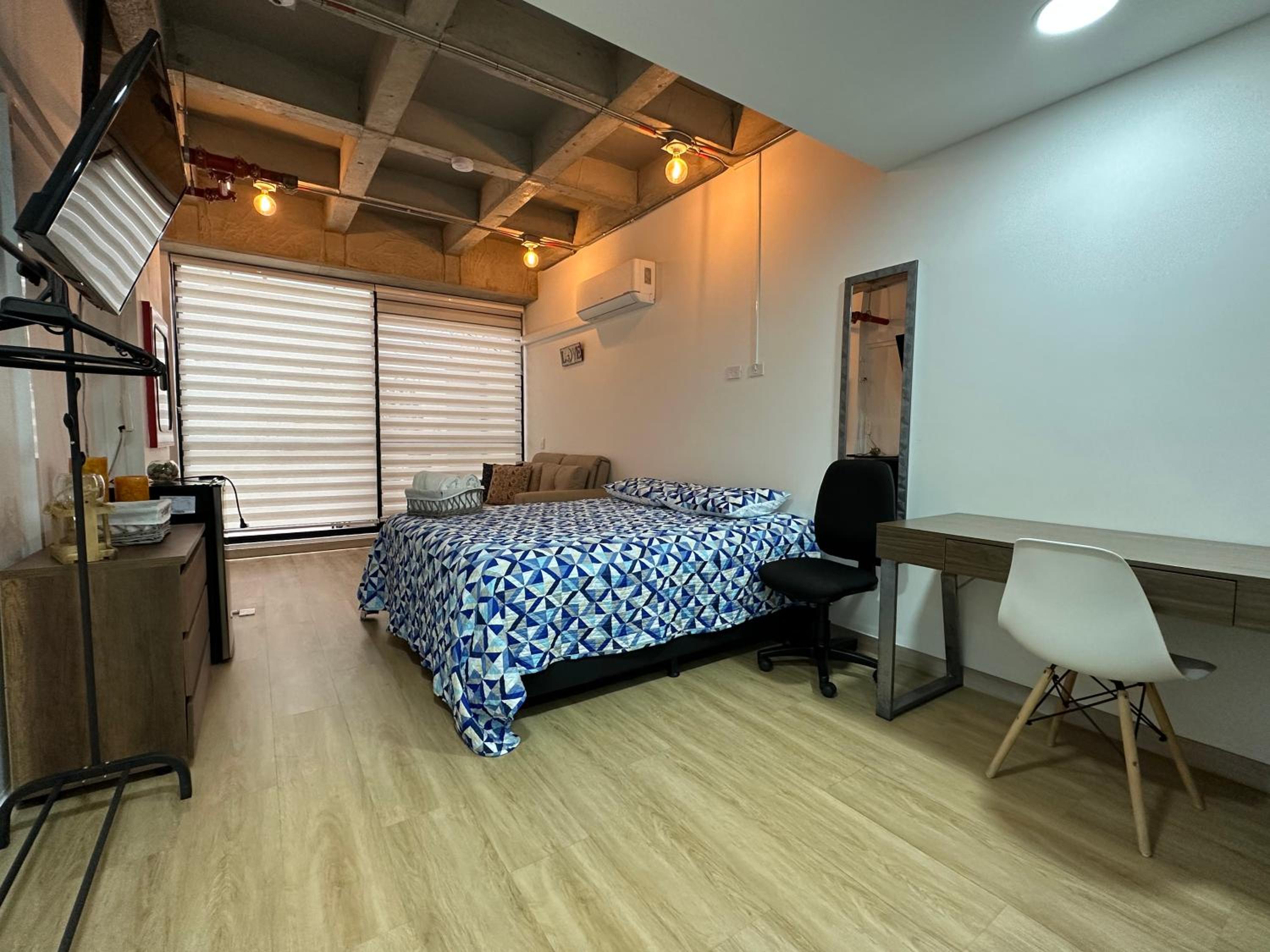 Loft Moderno AC- WiFi - Laureles