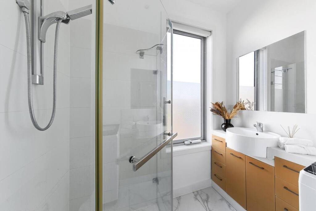 Stylish Serenity at Orrong