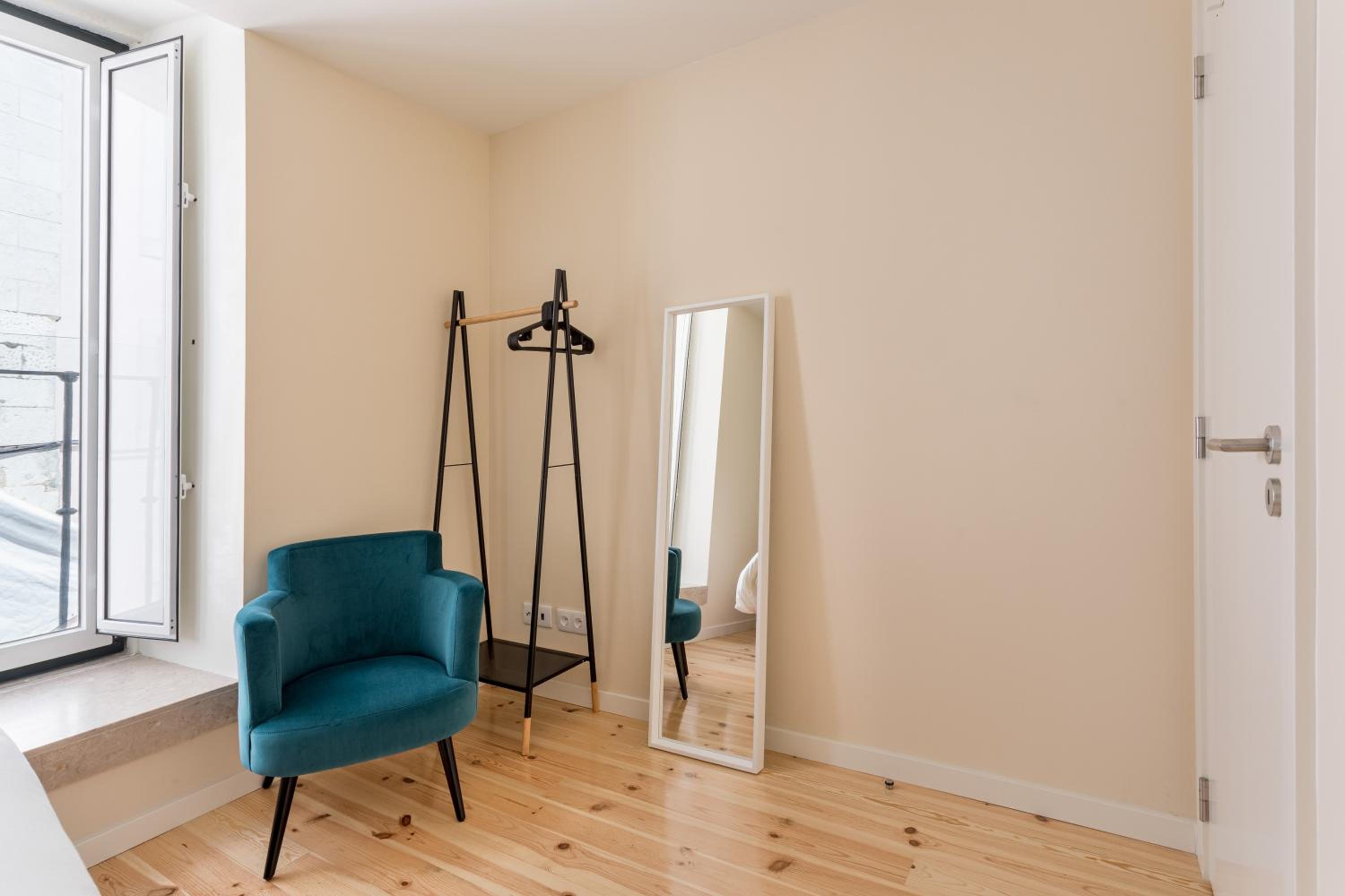 JOIVY Flats next to Rossio Square and main Lisbon attractions photo 5