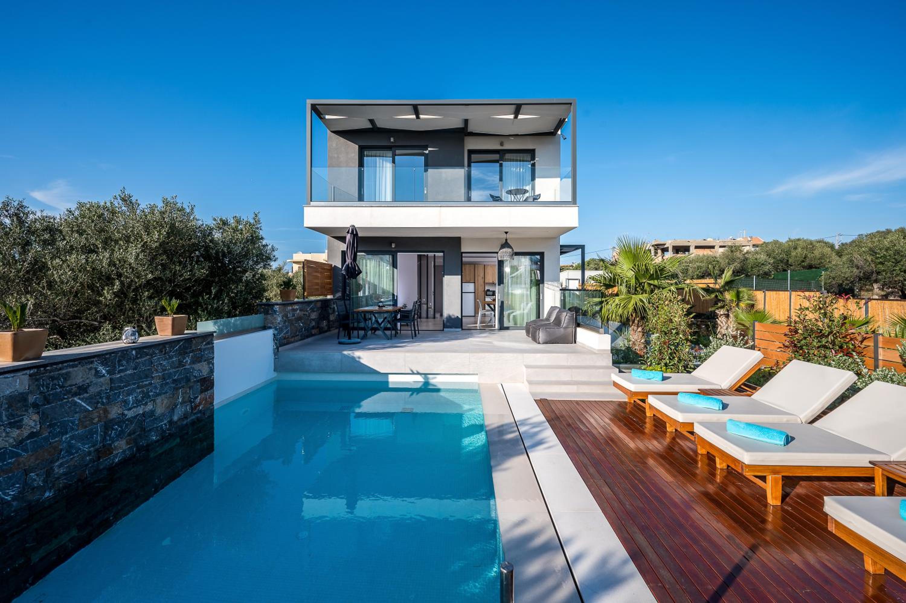 Hotel Aida Luxury Villas - Image 1