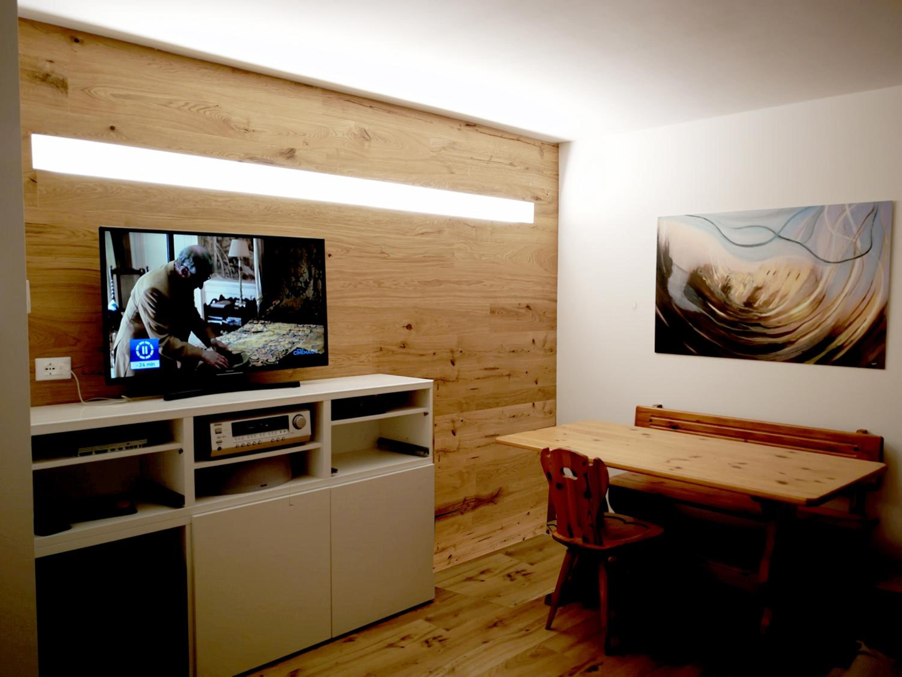 Luce Delle Dolomiti con navetta e sala giochi