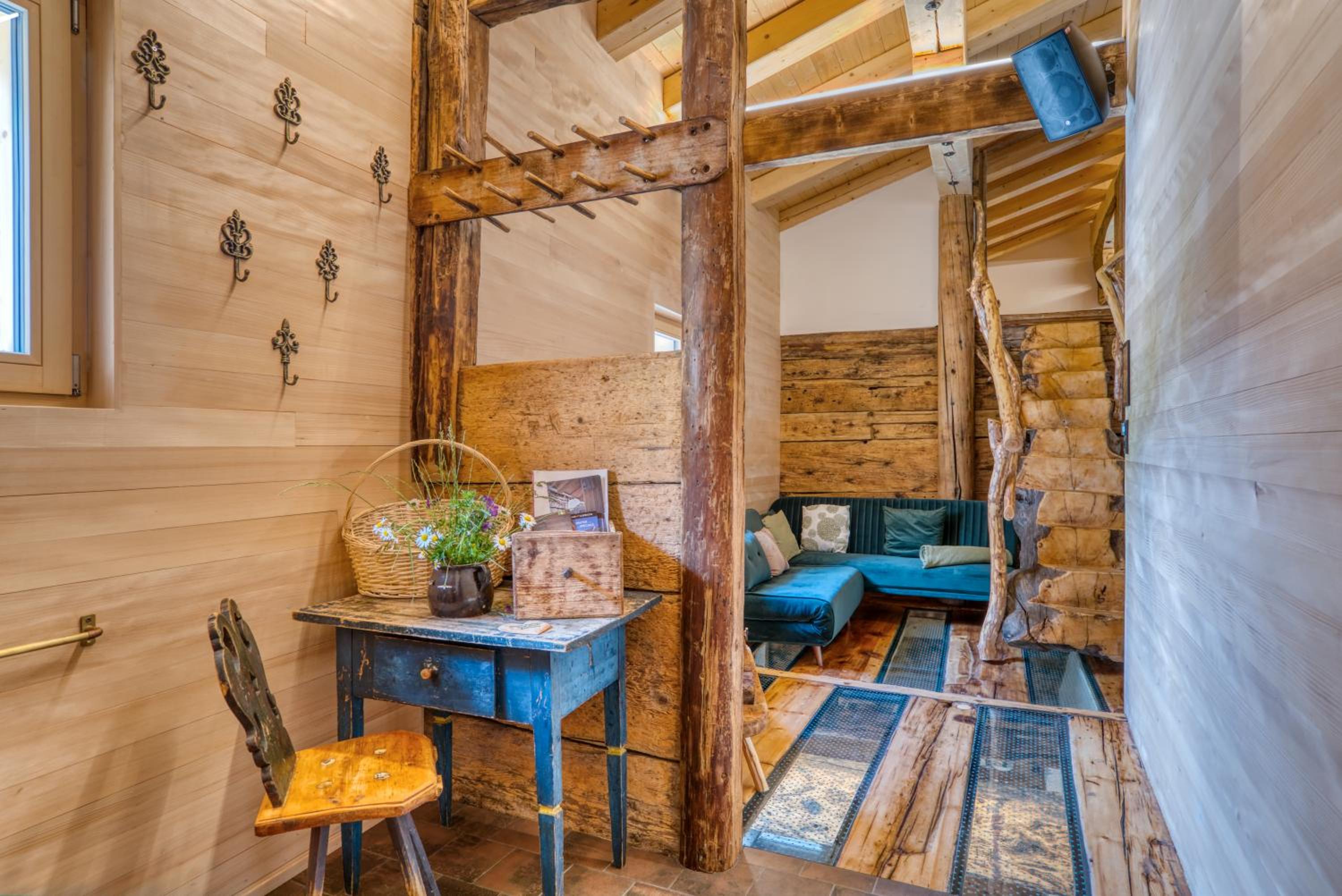 Jup - a luxury boutique chalet