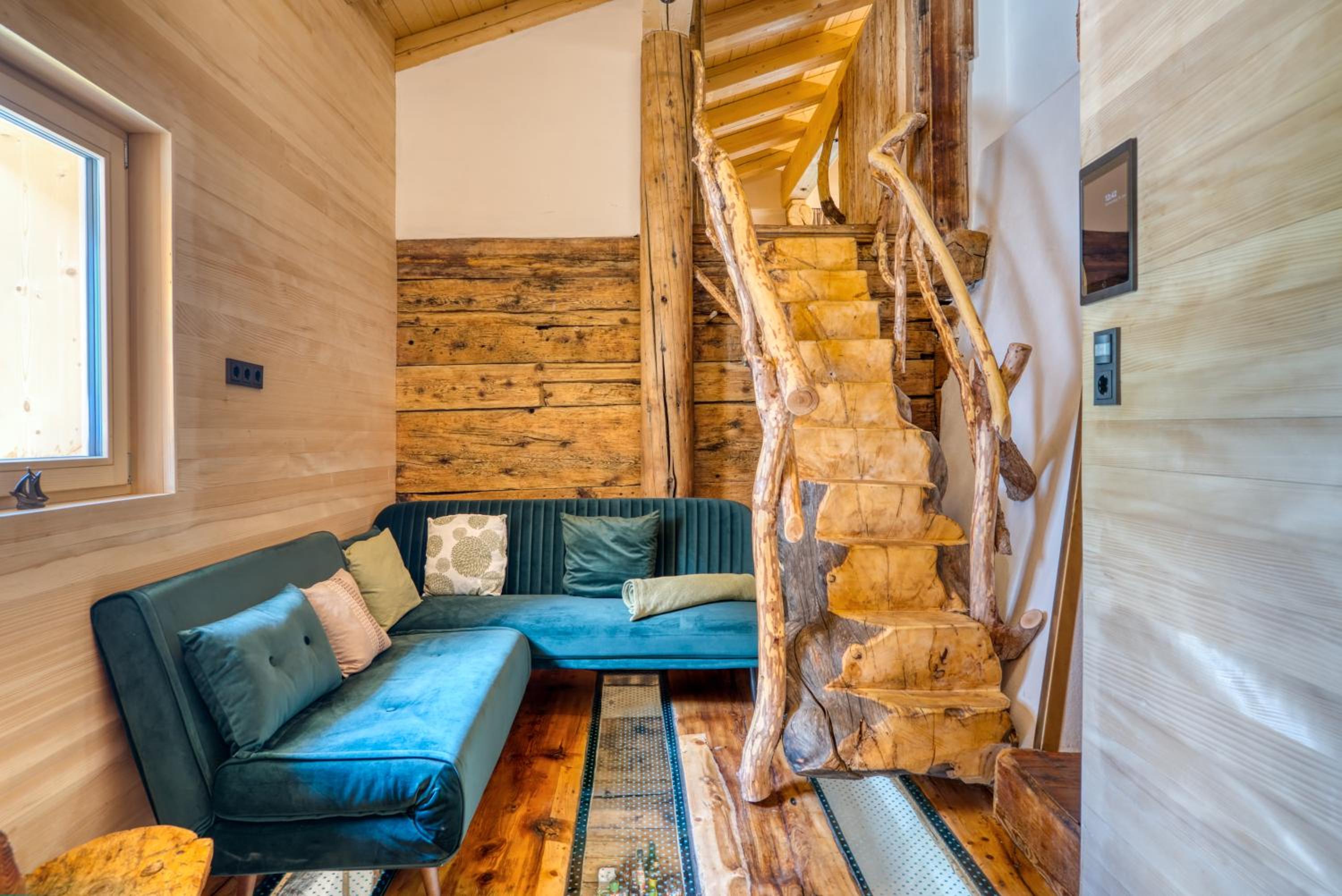Jup - a luxury boutique chalet
