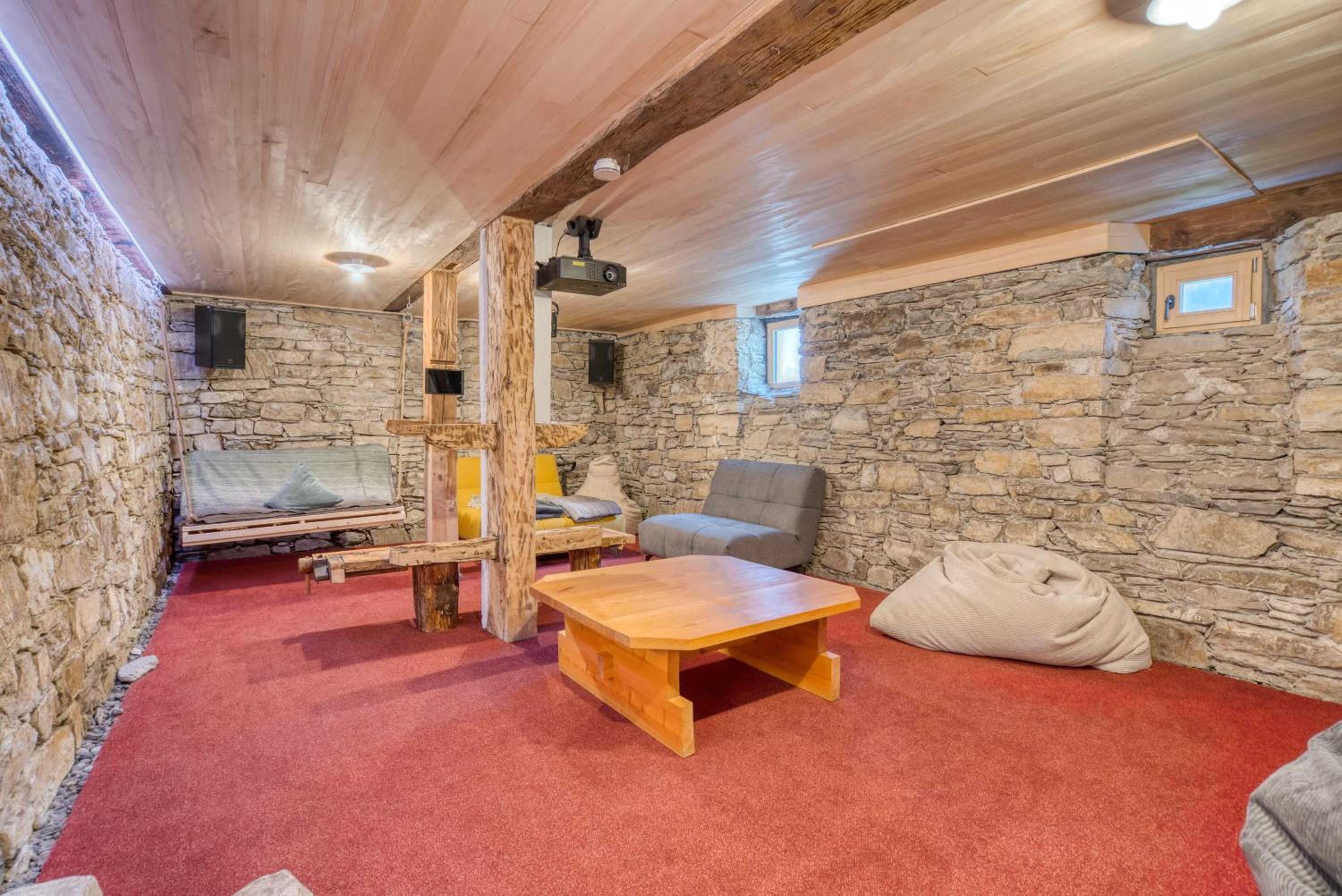 Jup - a luxury boutique chalet