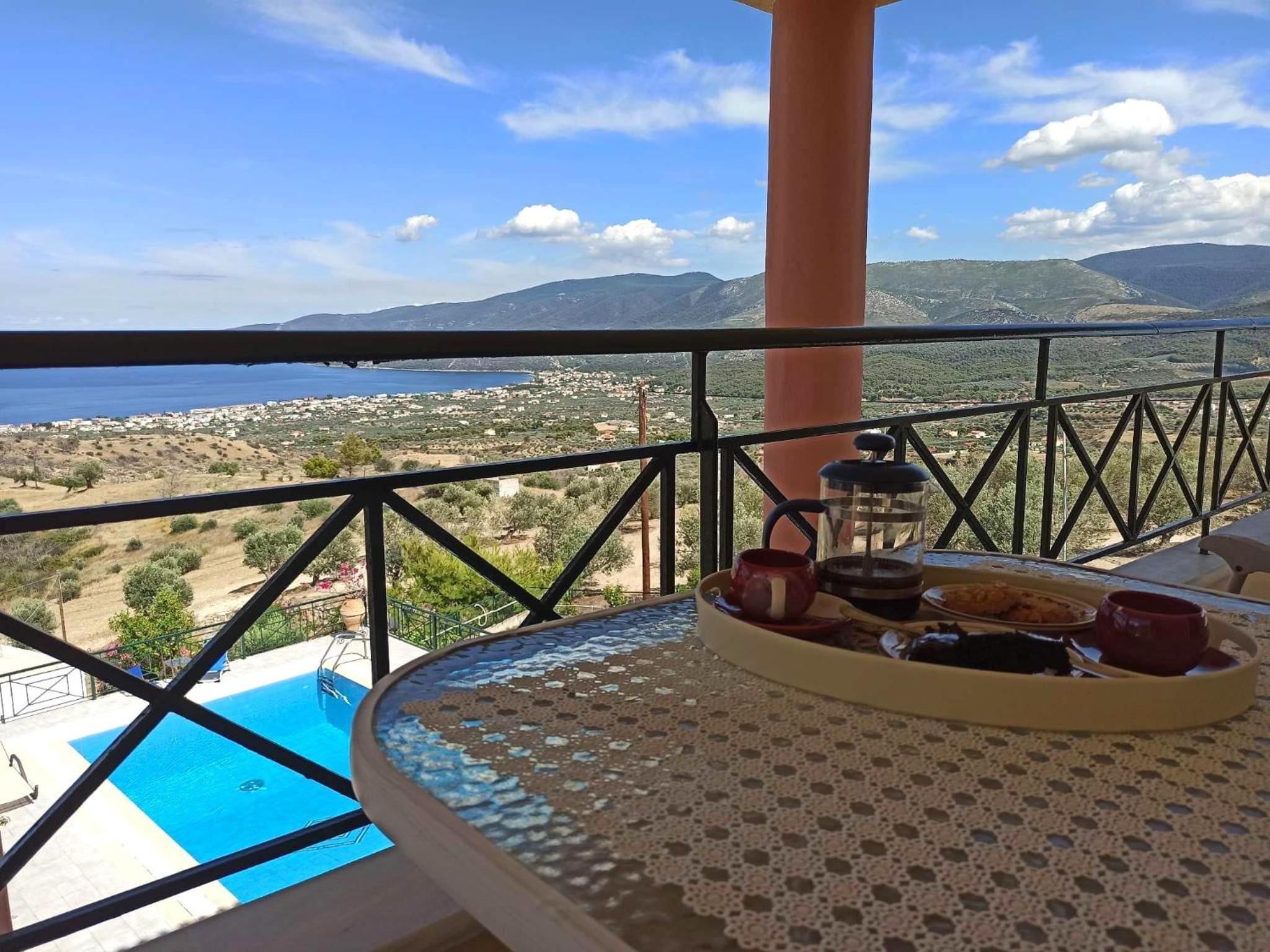 Villa Theonymfi
