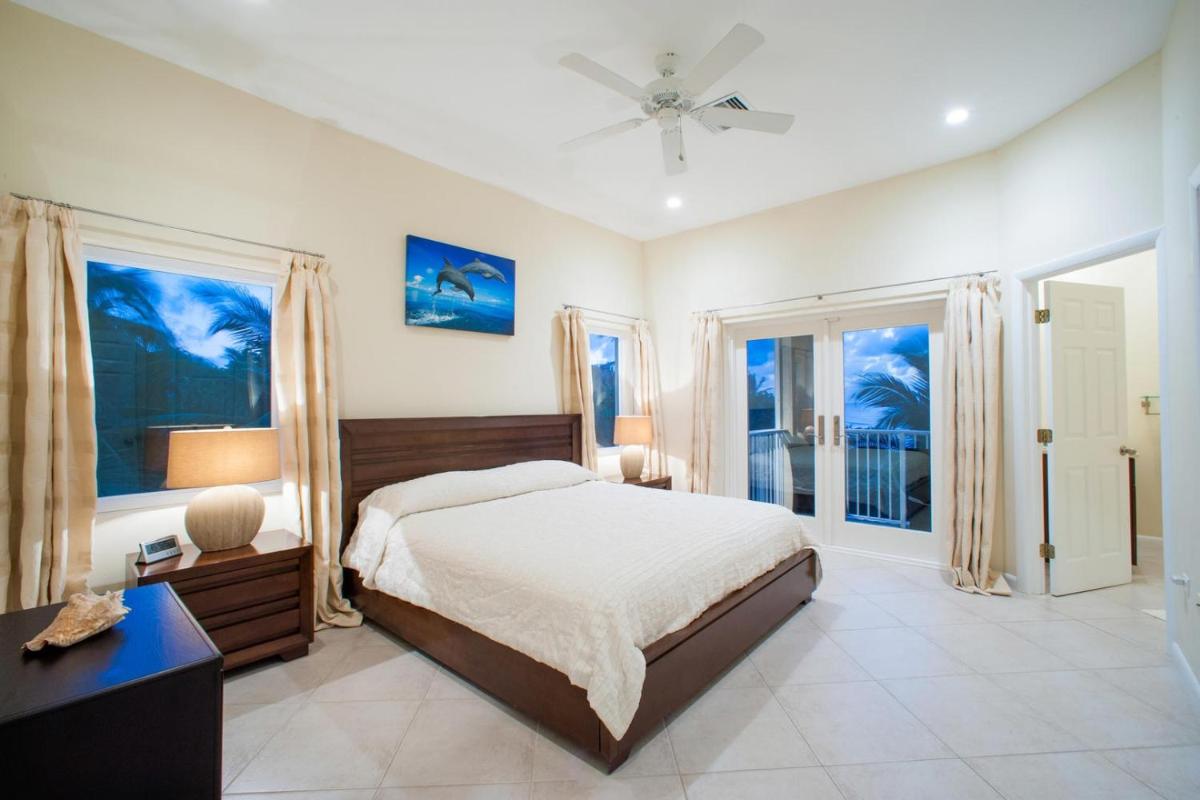 Christmas Palms by Grand Cayman Villas & Condos