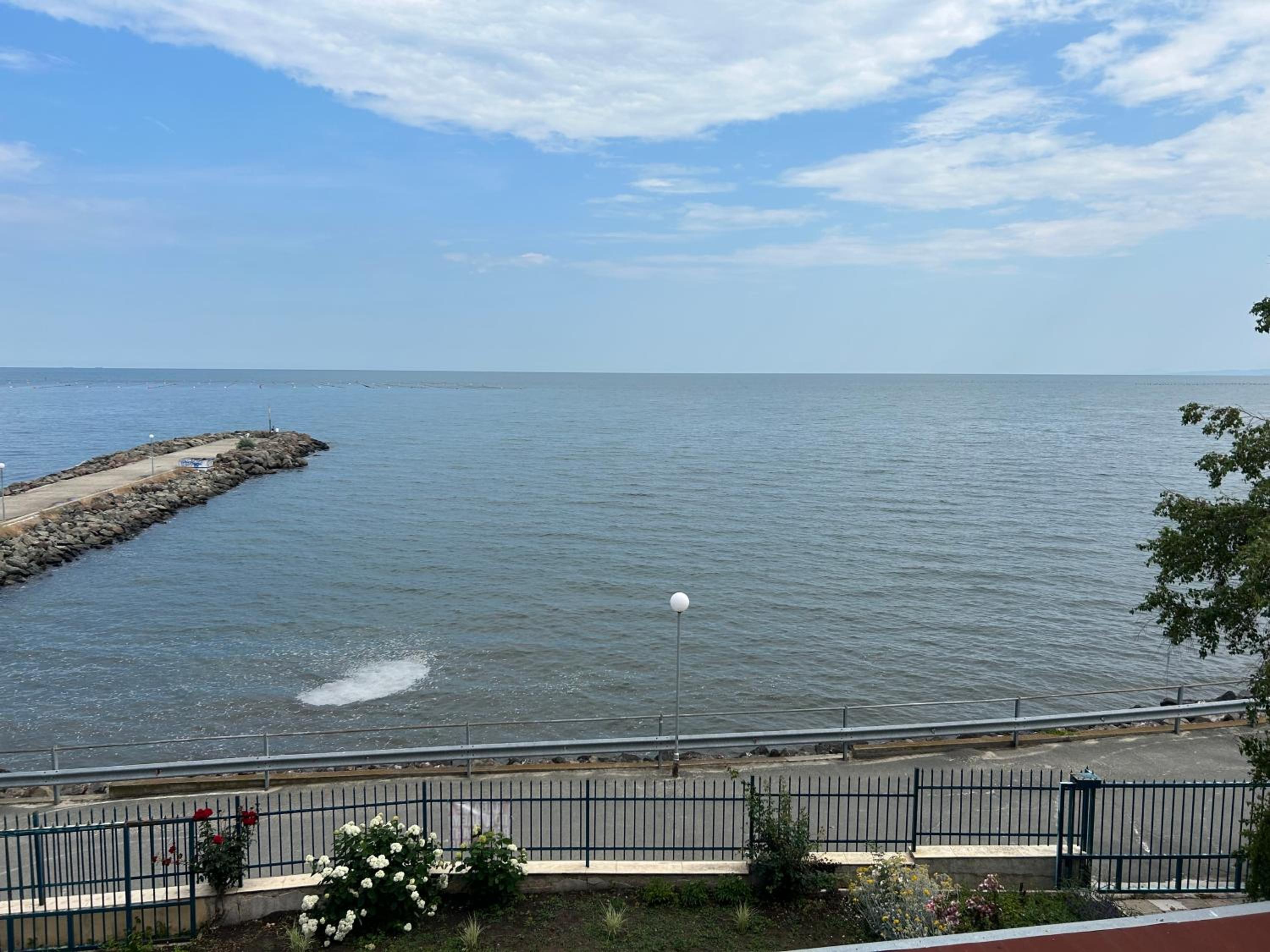Panorama Chantall-izby,apartmány s výhľadom na more