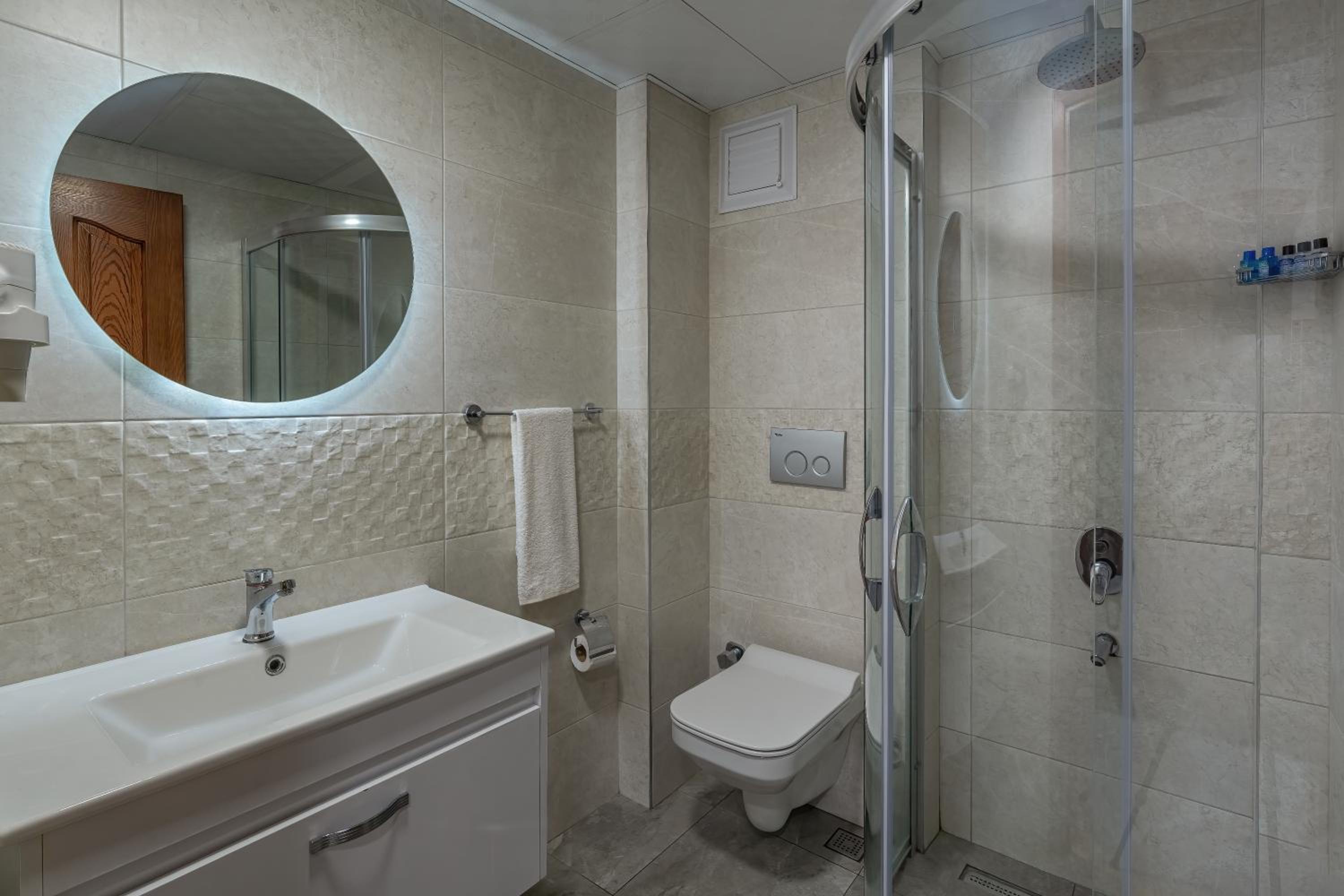 Rosy Suites Hotel - Image 116