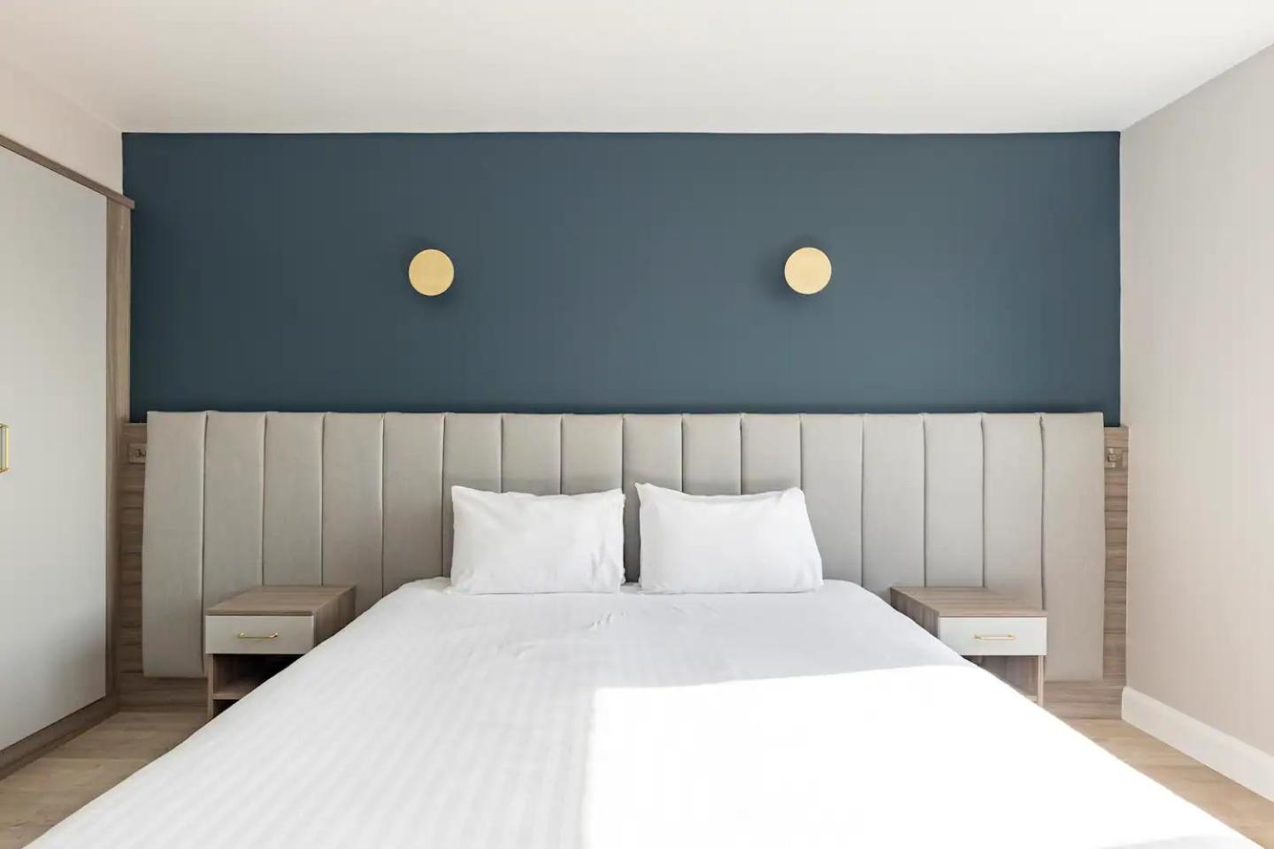 Galway Bay Sea View Apartments