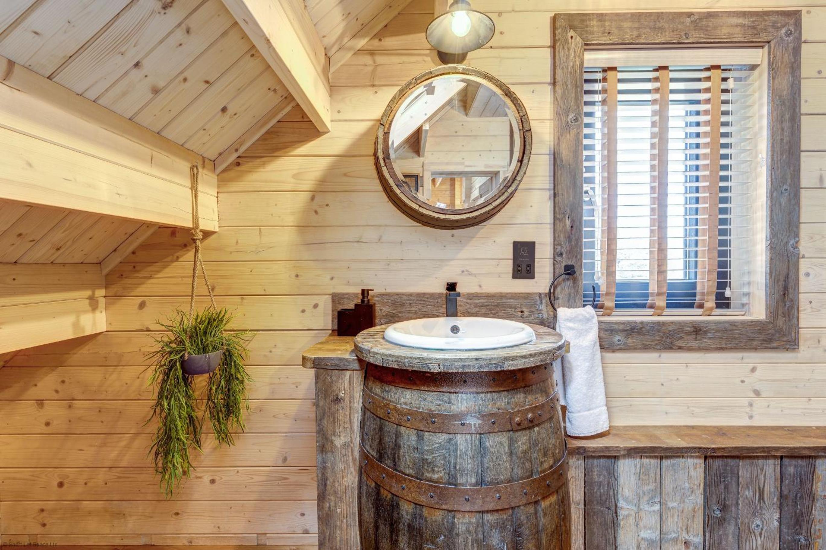 Buttercup Lodge