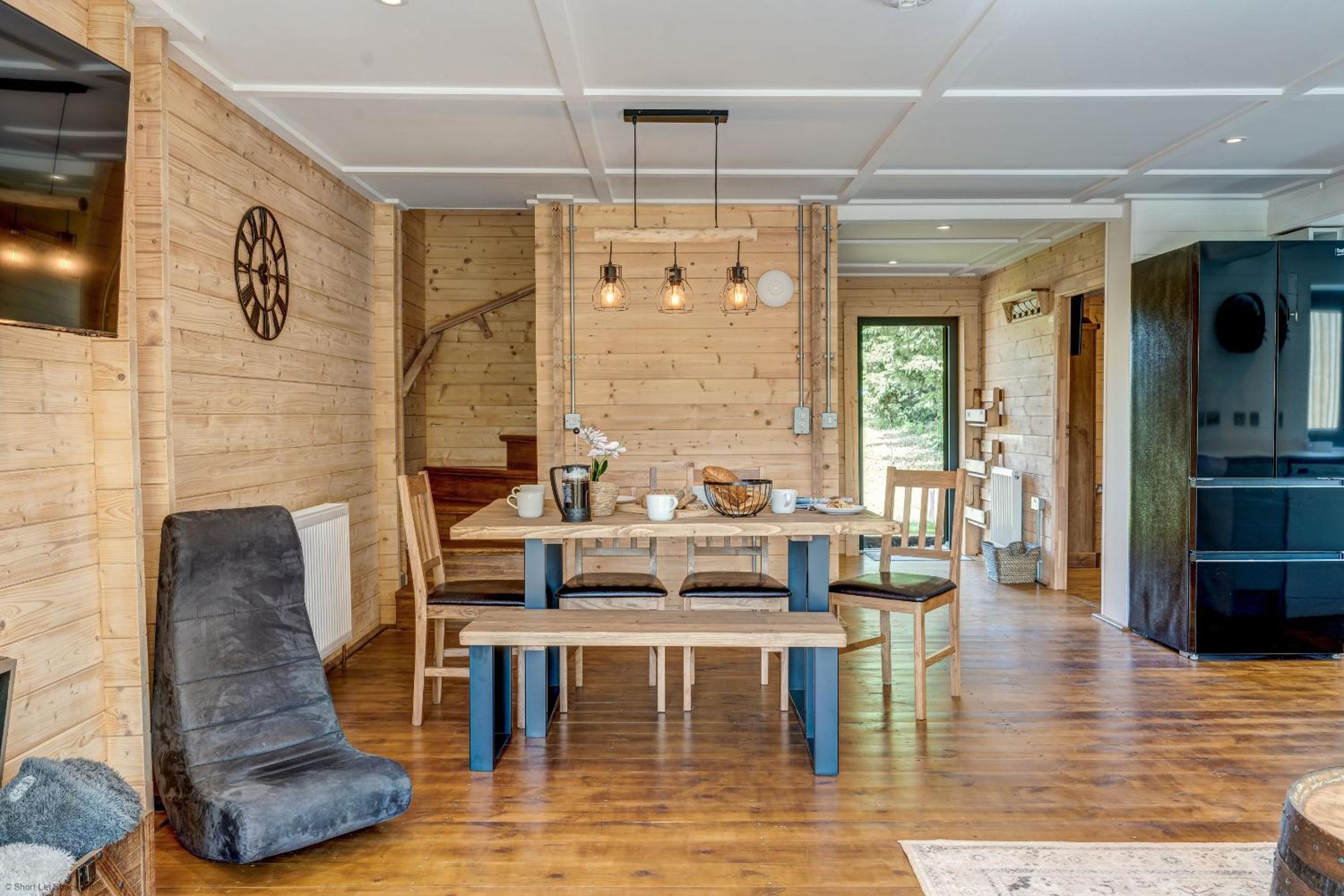 Buttercup Lodge
