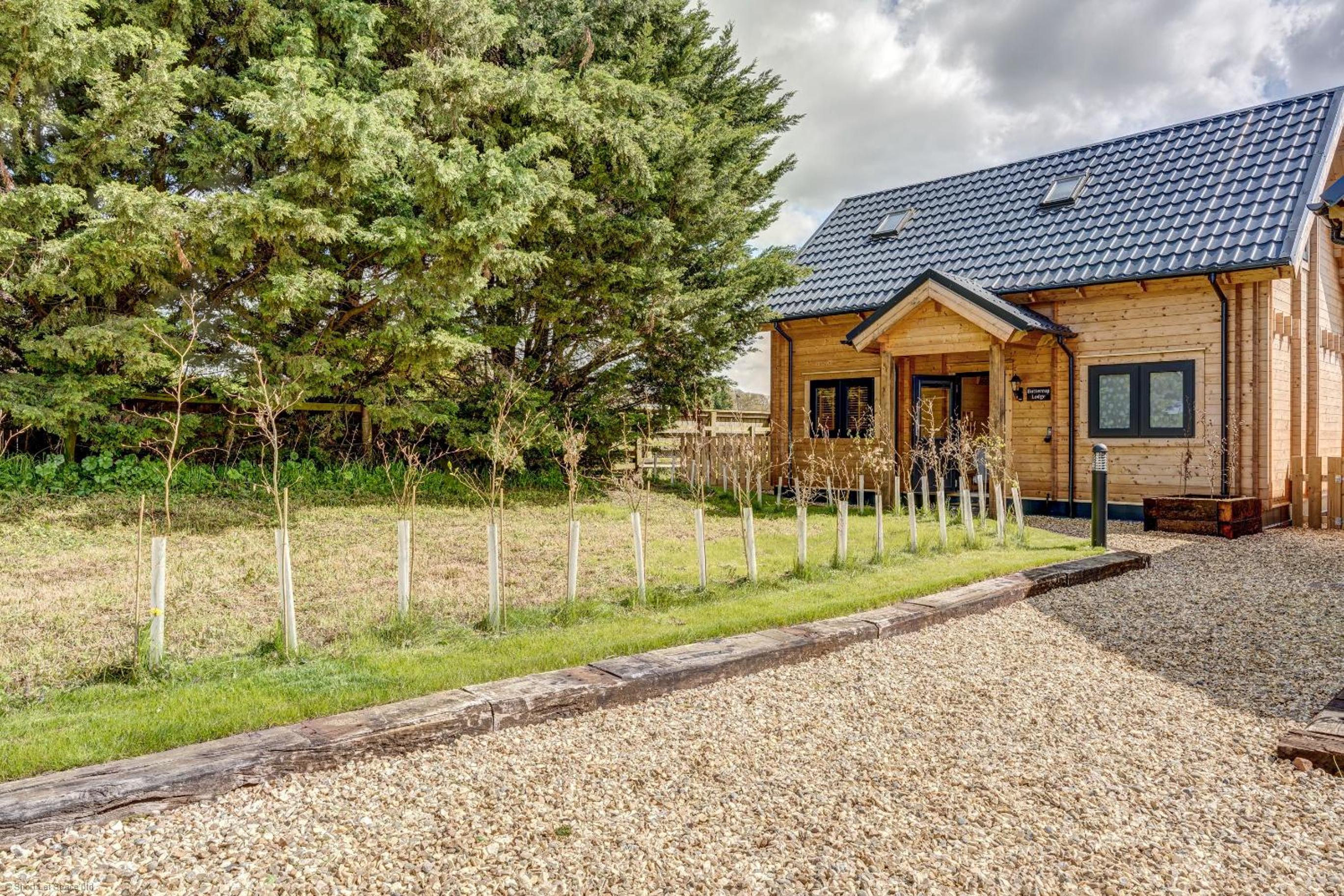 Buttercup Lodge