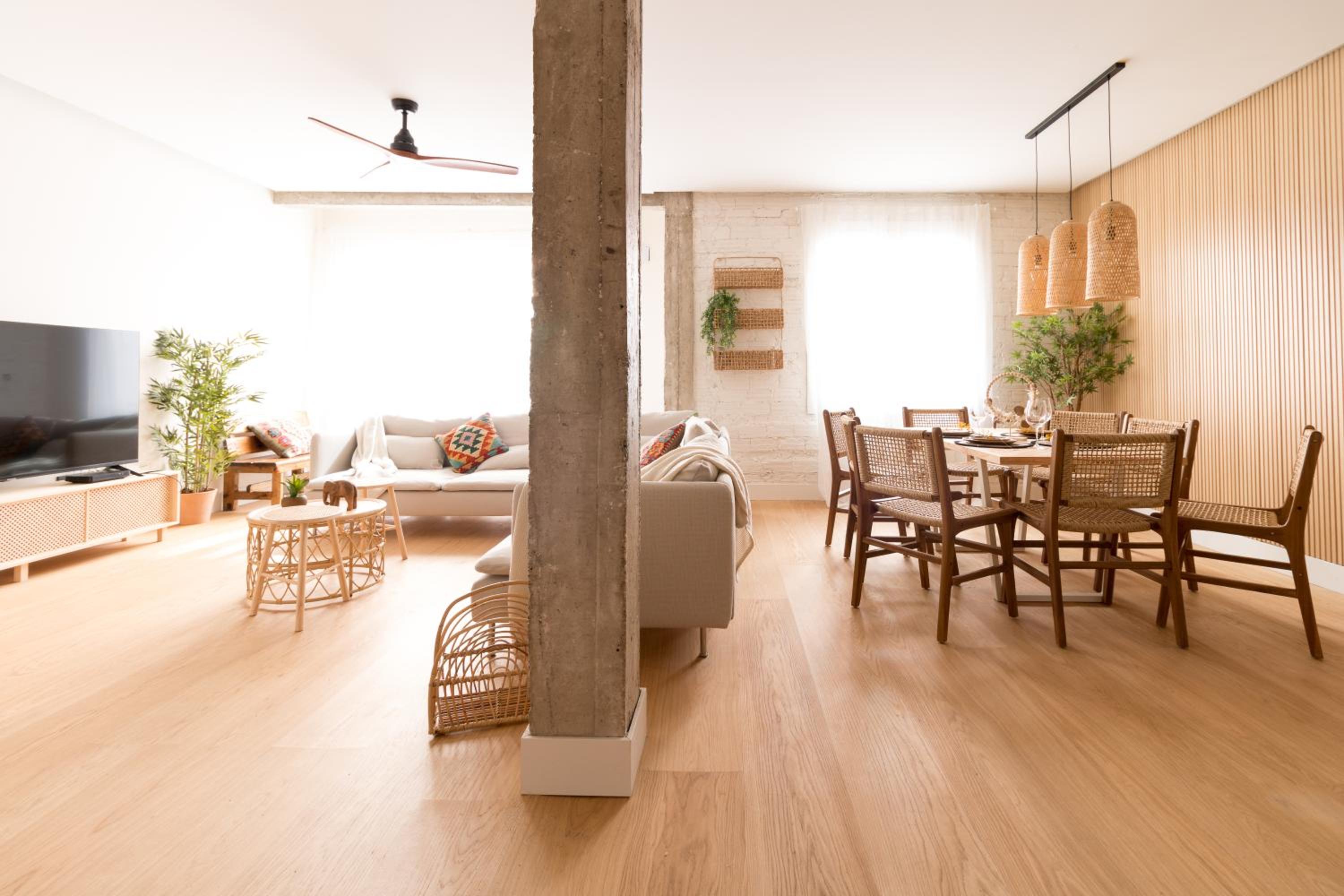 Carmelo Gil AC by Staynnapartments