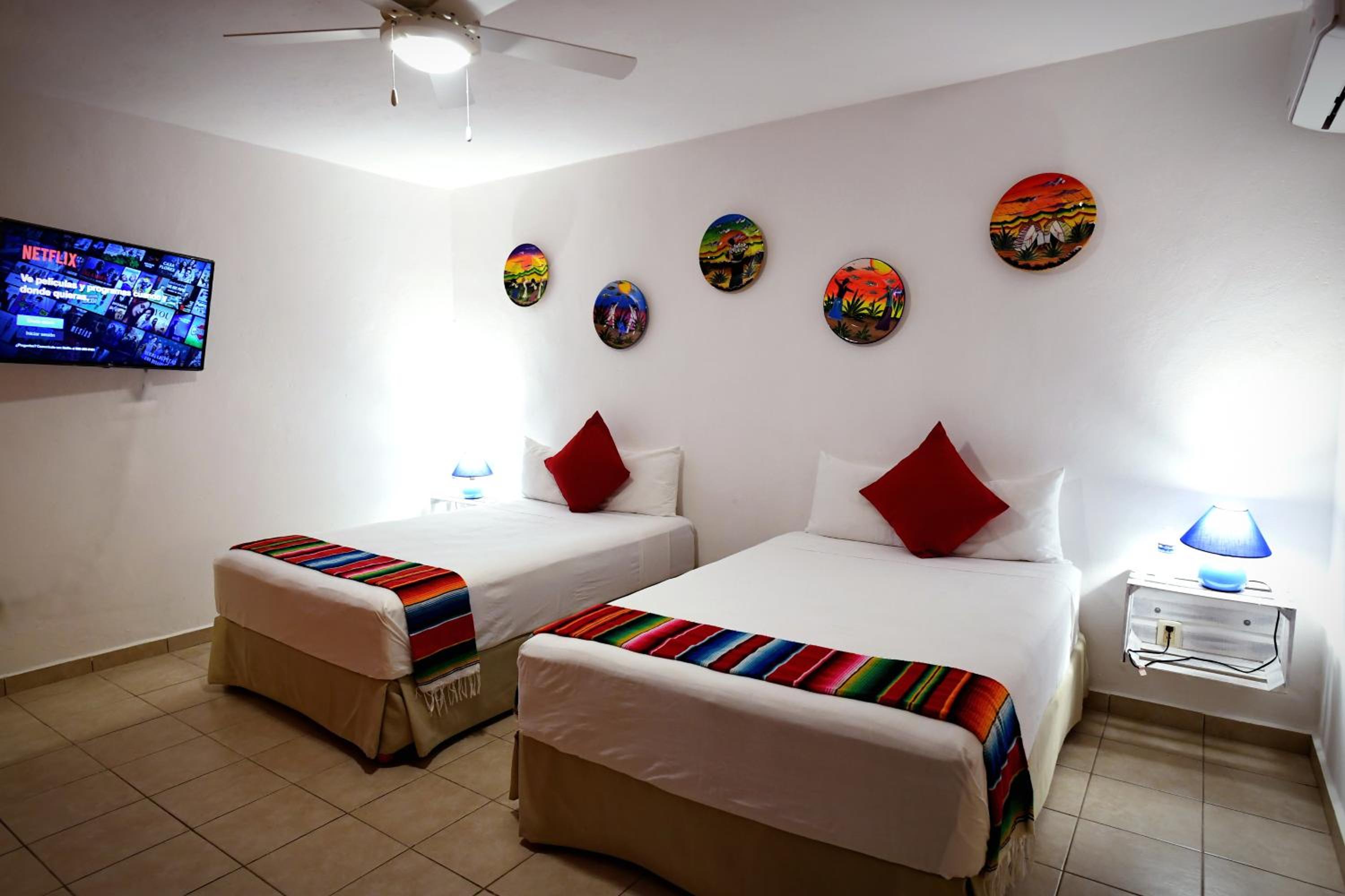 5 Bdr-ensuite Bathrooms-private Pool-golf-comfort