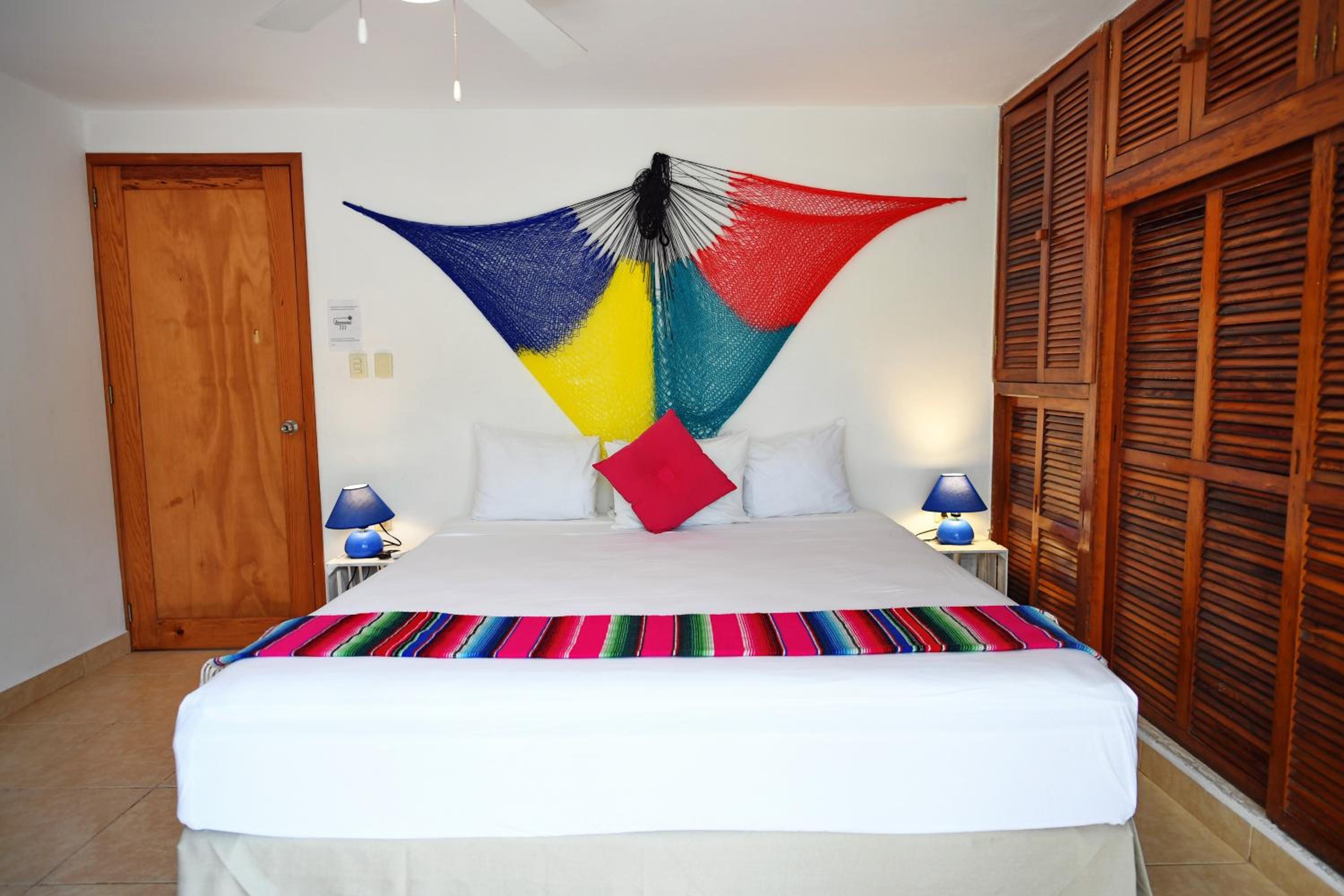 5 Bdr-ensuite Bathrooms-private Pool-golf-comfort