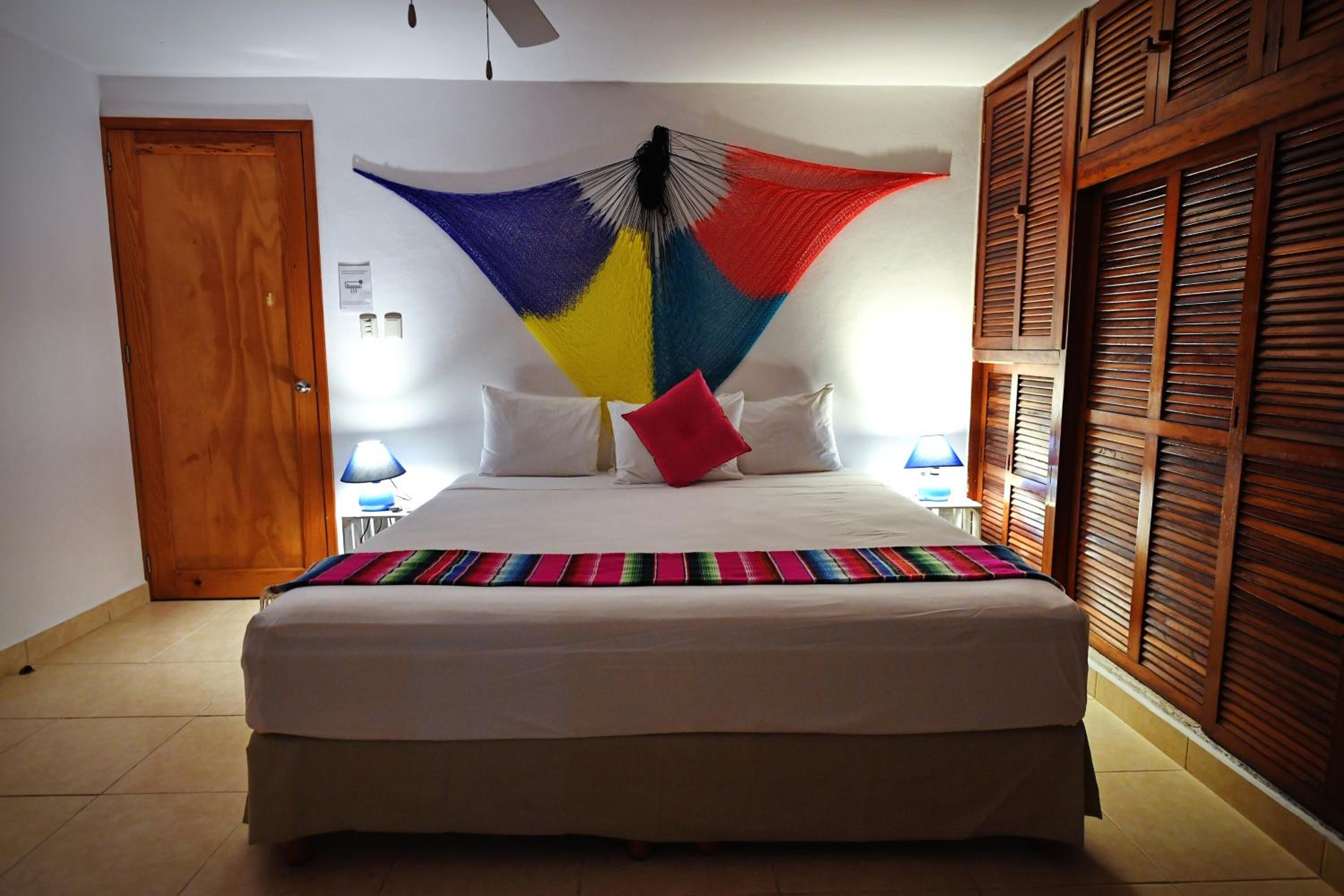 5 Bdr-ensuite Bathrooms-private Pool-golf-comfort