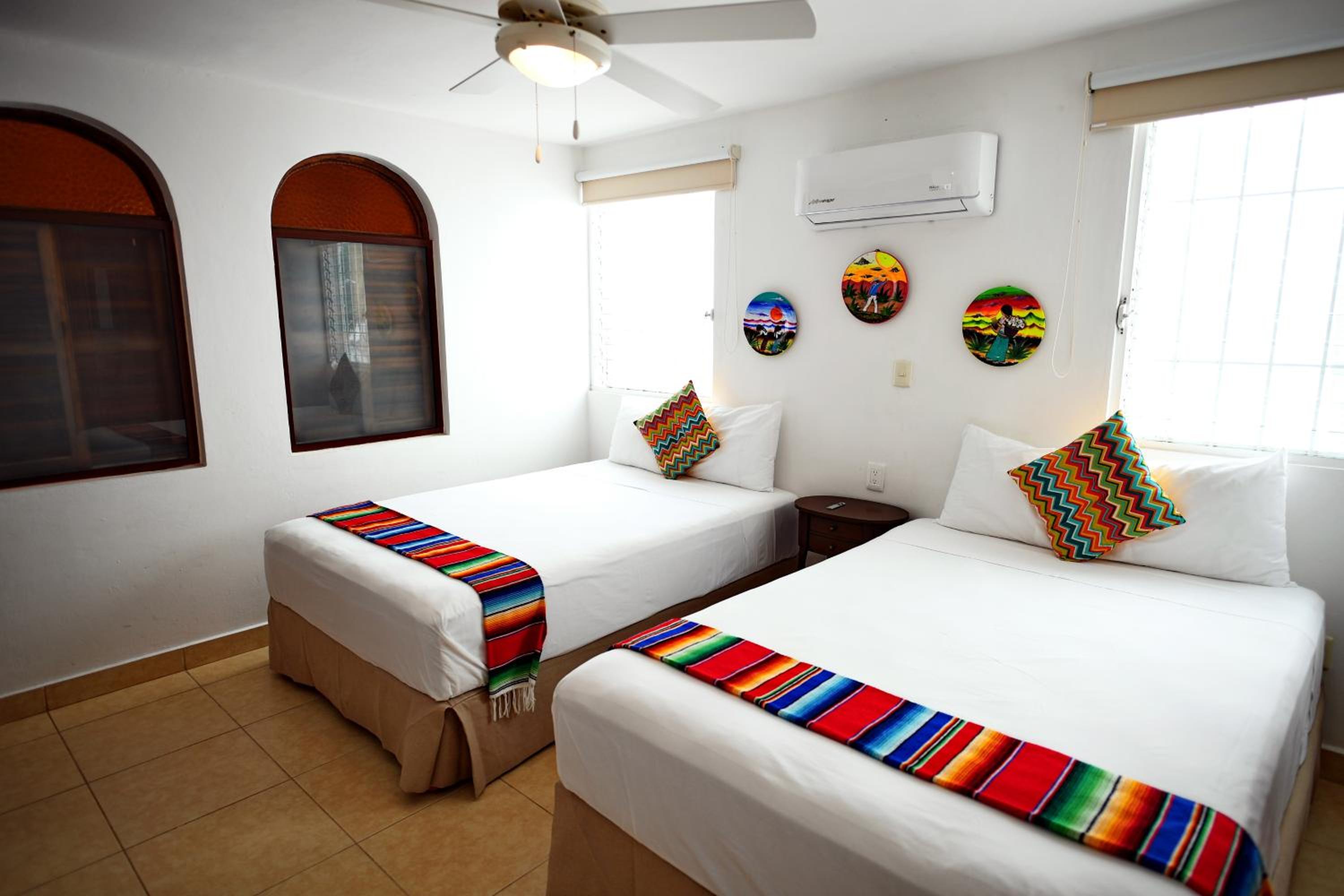 5 Bdr-ensuite Bathrooms-private Pool-golf-comfort