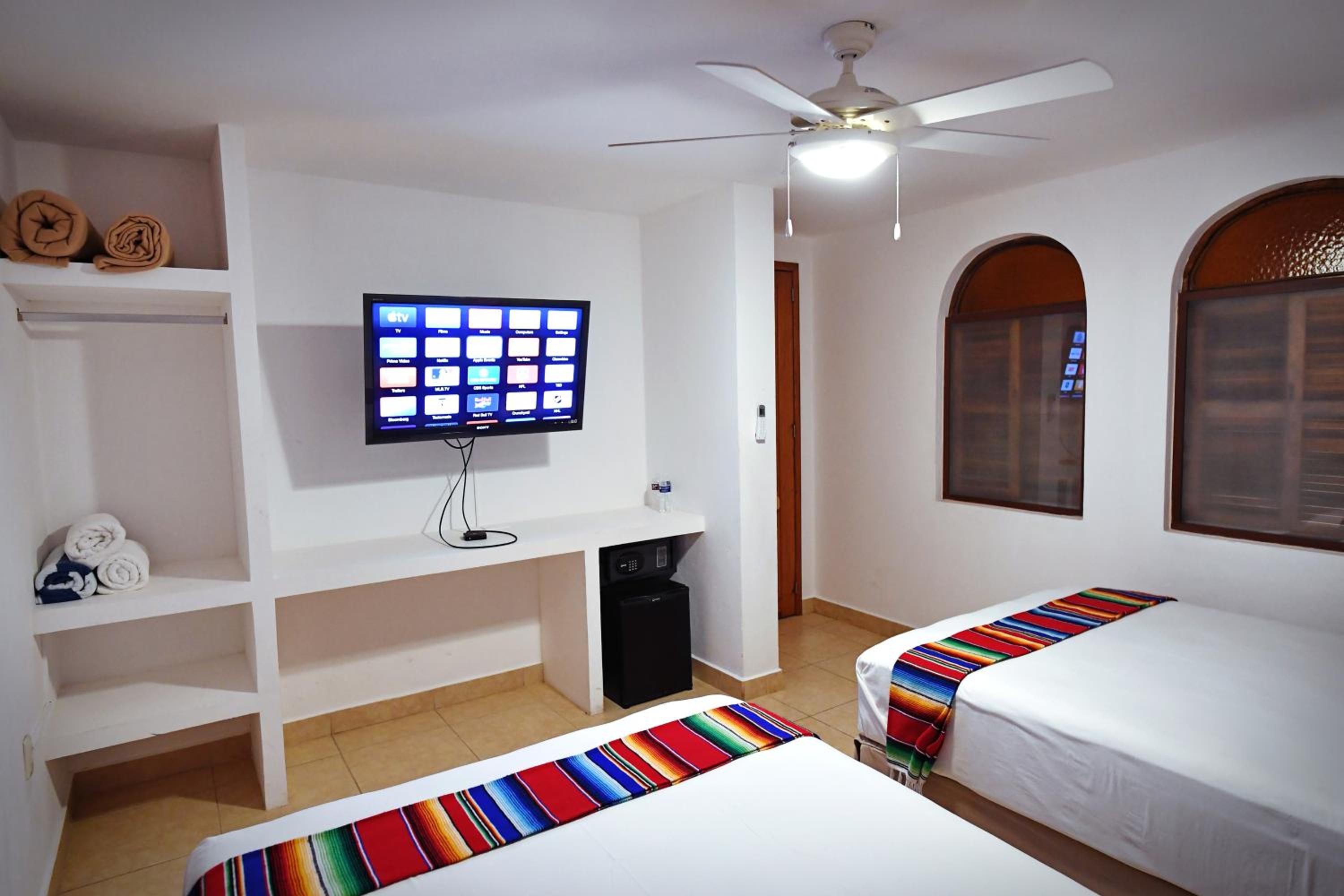 5 Bdr-ensuite Bathrooms-private Pool-golf-comfort