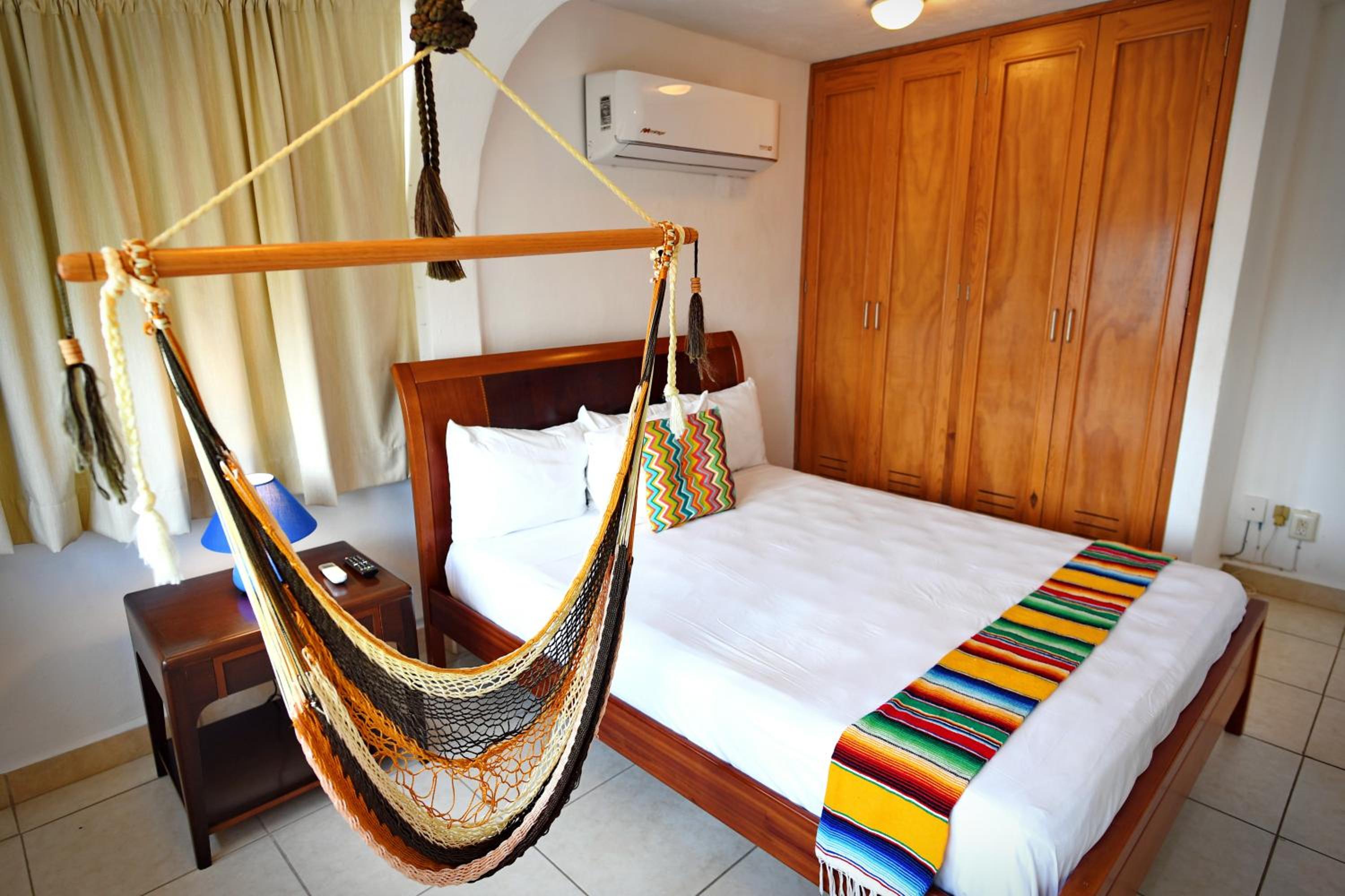 5 Bdr-ensuite Bathrooms-private Pool-golf-comfort