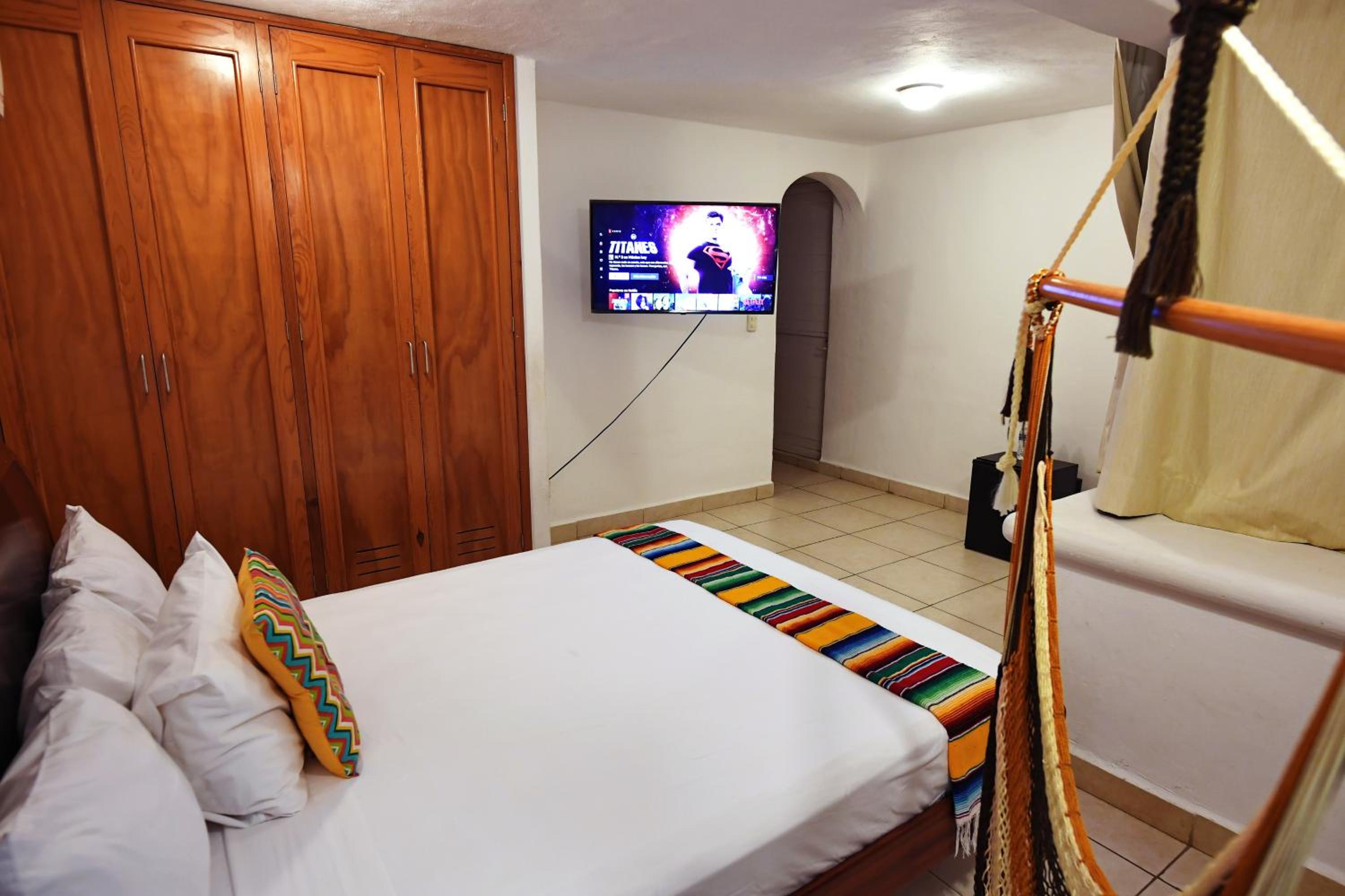 5 Bdr-ensuite Bathrooms-private Pool-golf-comfort