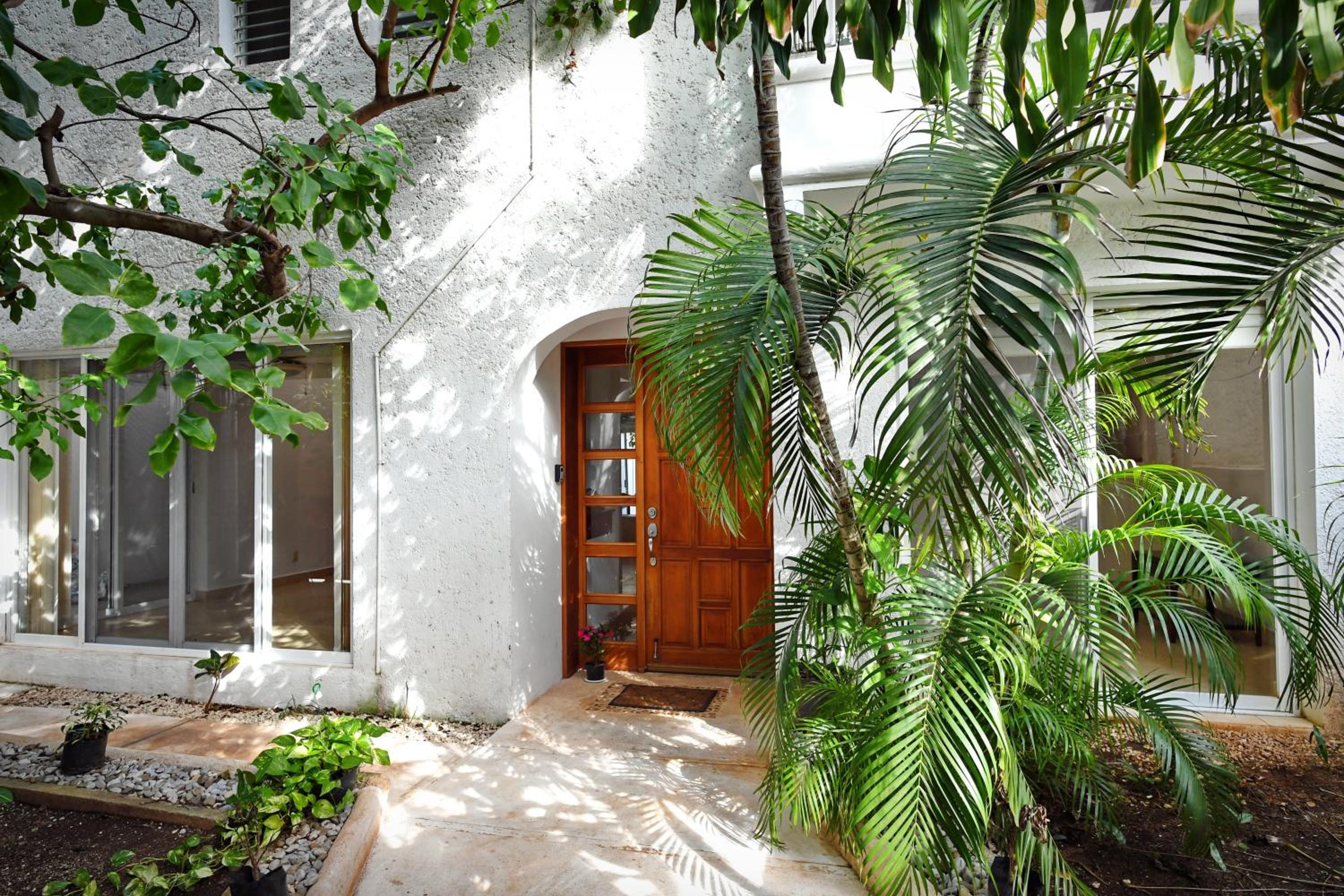 5 Bdr-ensuite Bathrooms-private Pool-golf-comfort