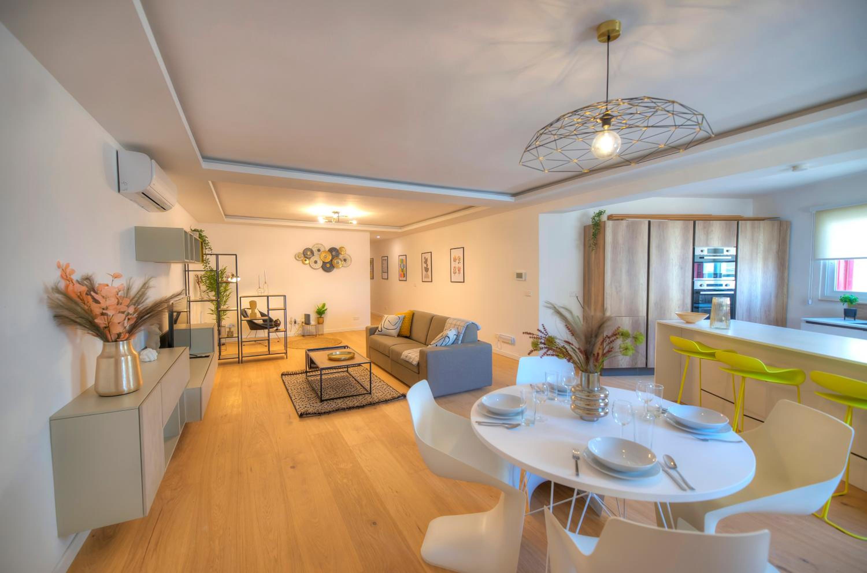 Large & beautifully furnished 2 bedrooms ABON1-1 view 4