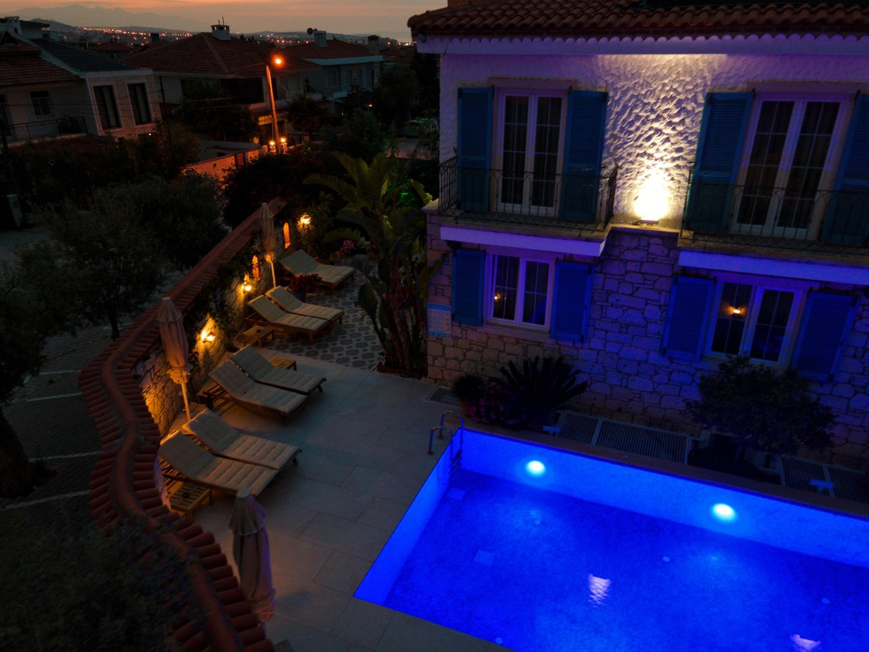 Tarçın Alaçatı Otel