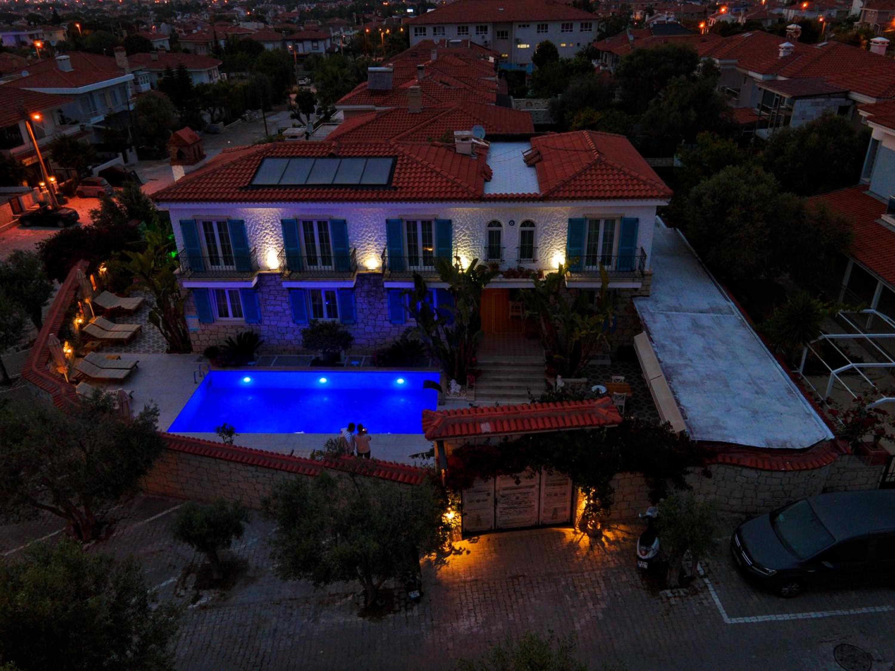 Tarçın Alaçatı Otel