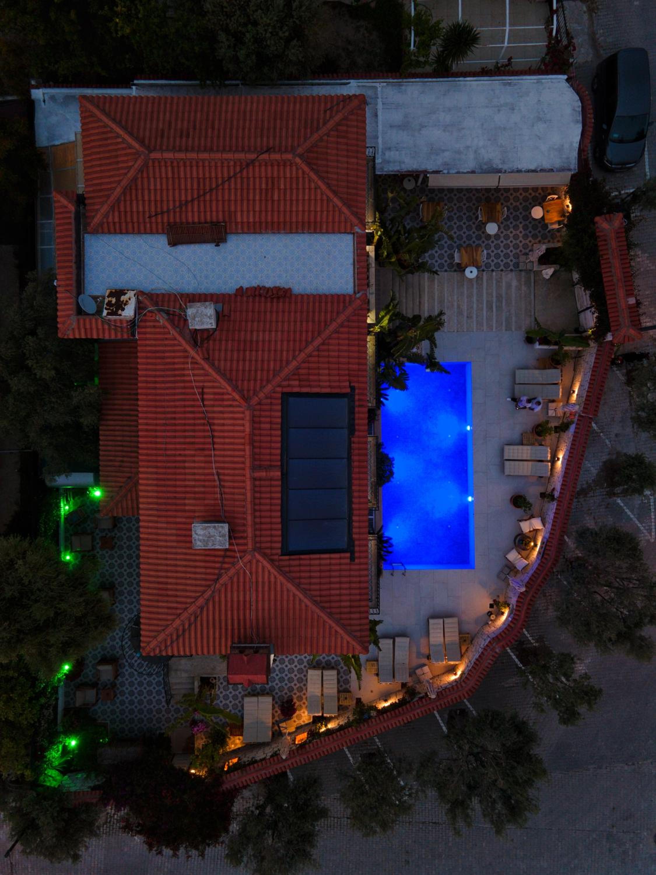 Tarçın Alaçatı Otel